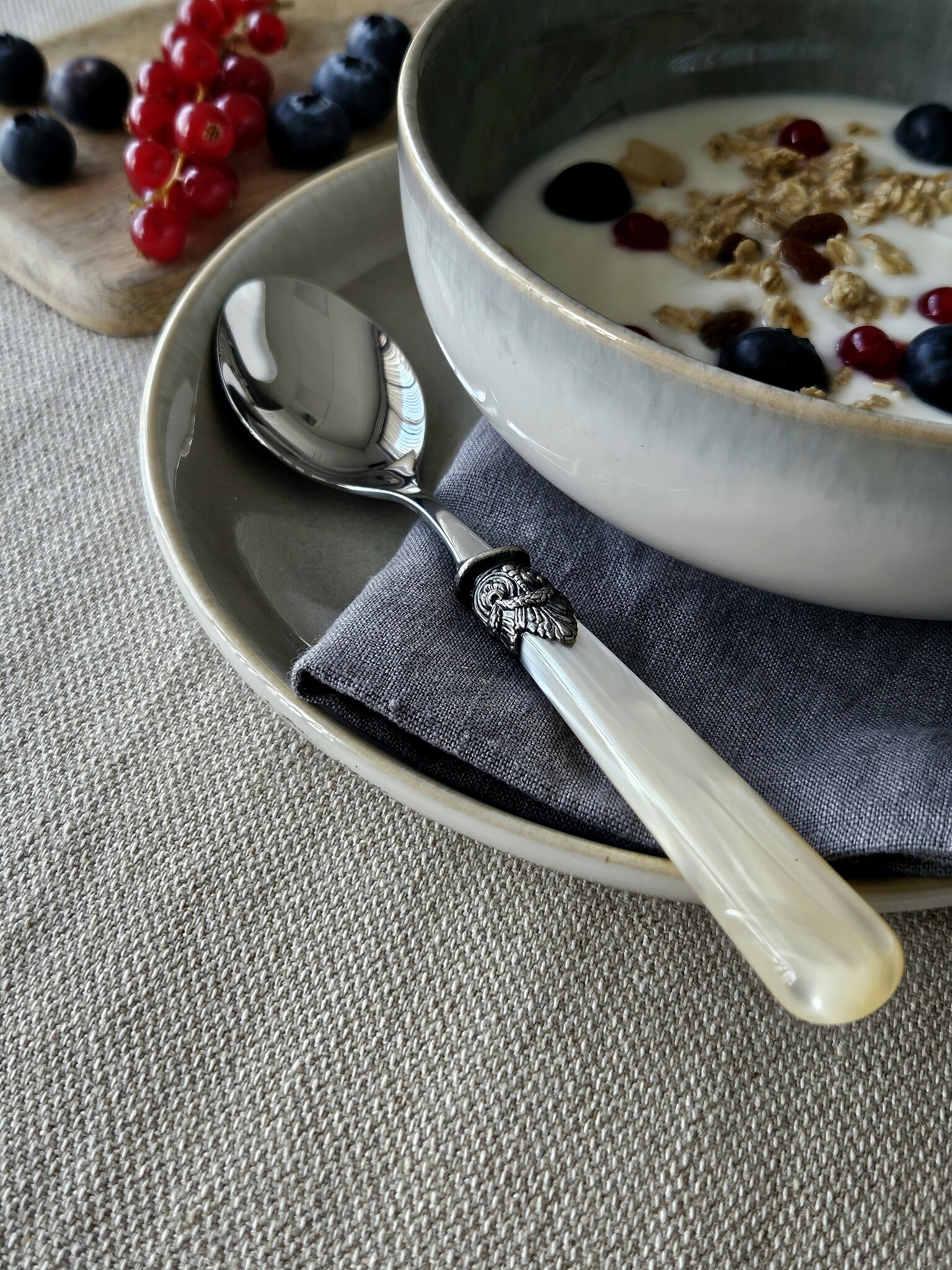 Spoon, Ivory (mother-of-pearl sheen), Breakfast