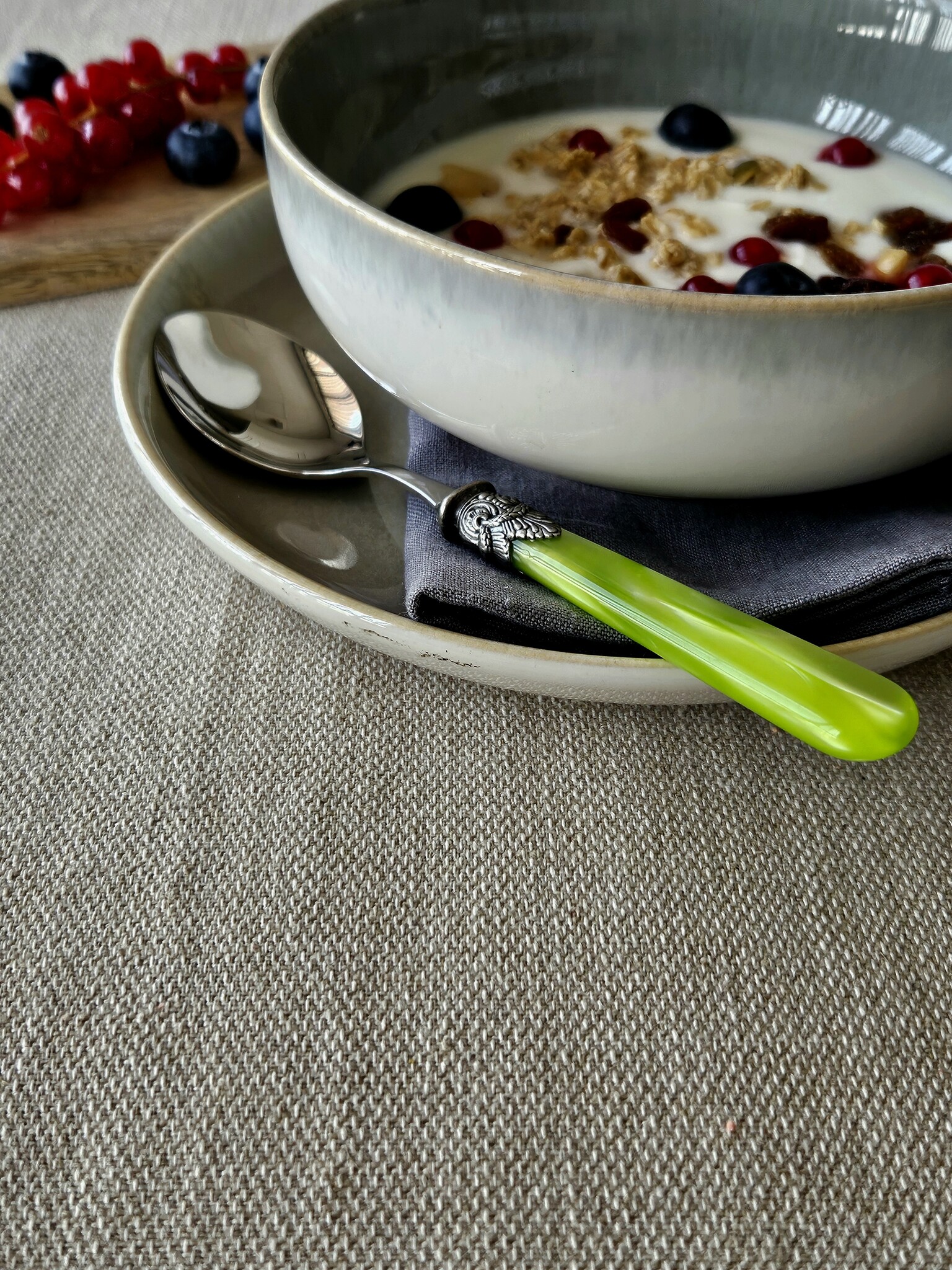 Spoon, Light Green (mother-of-pearl), Breakfast