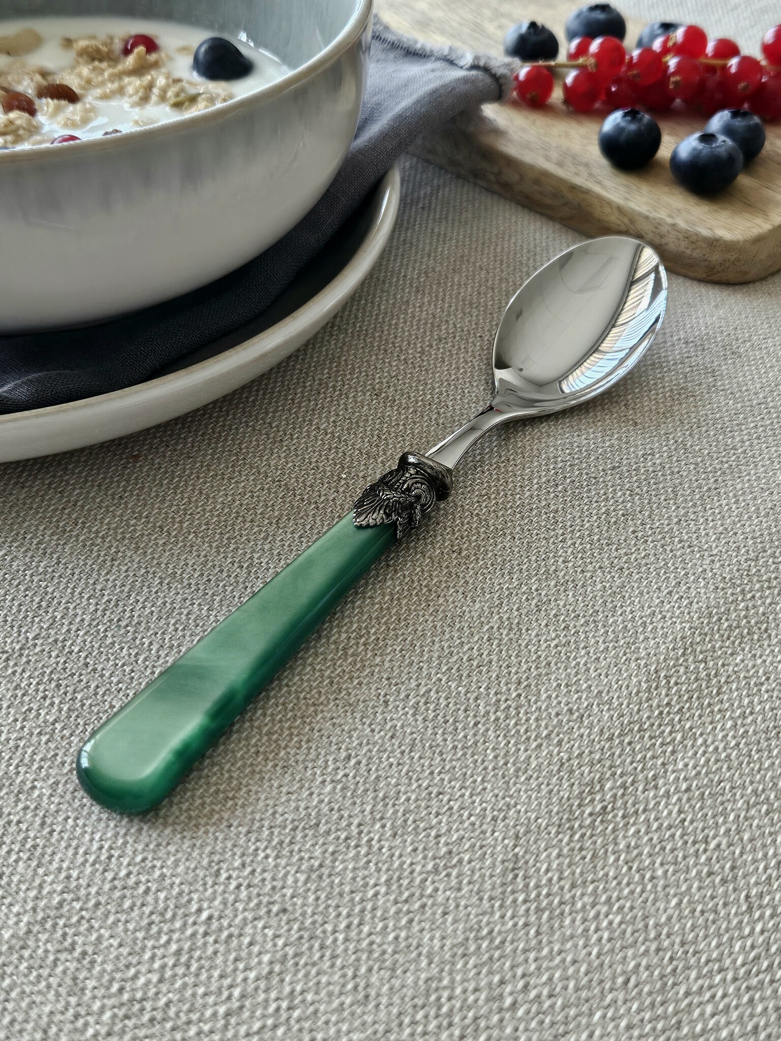 Spoon, Green (mother-of-pearl sheen), Breakfast