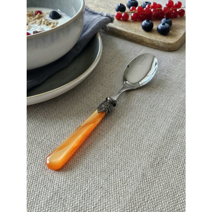 Lepel, Oranje (parelmoerglans), Ontbijt