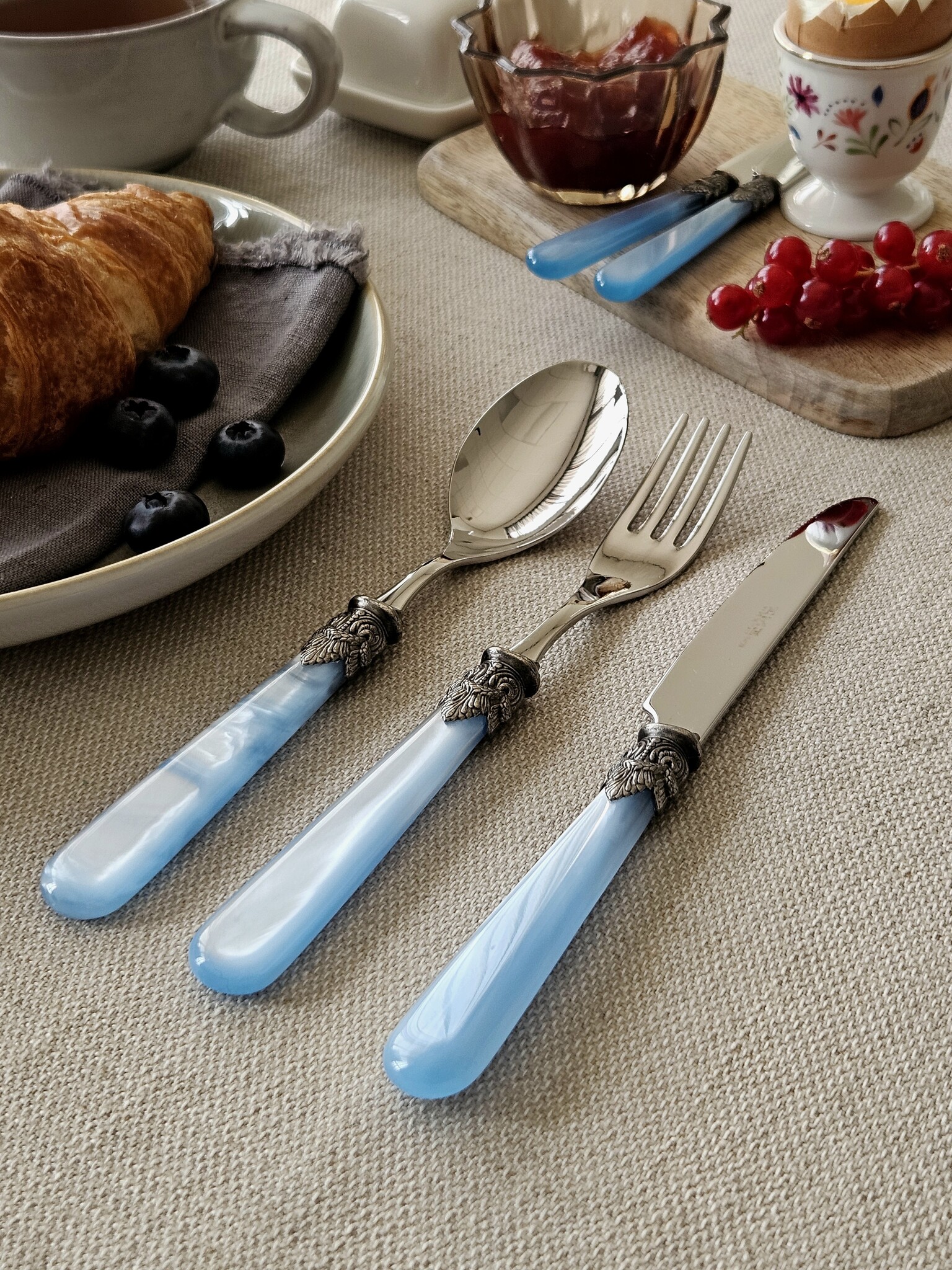 Juego de Cubiertos, Azul Claro (nácar), Desayuno