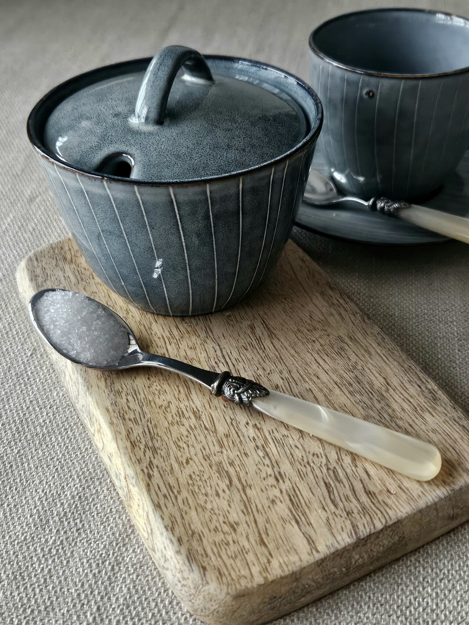 Zuckerlöffel, Elfenbein (perlmuttglanz)