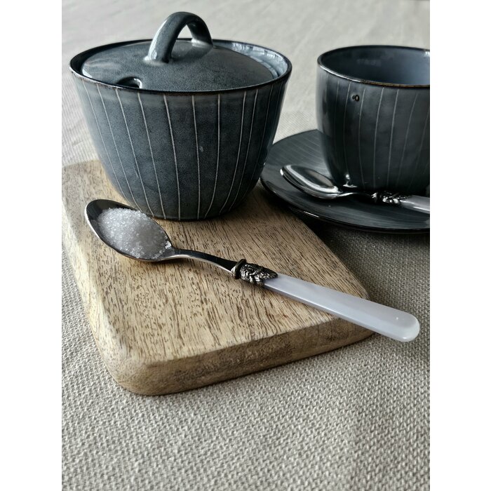 Sugar spoon, White (mother-of-pearl sheen)