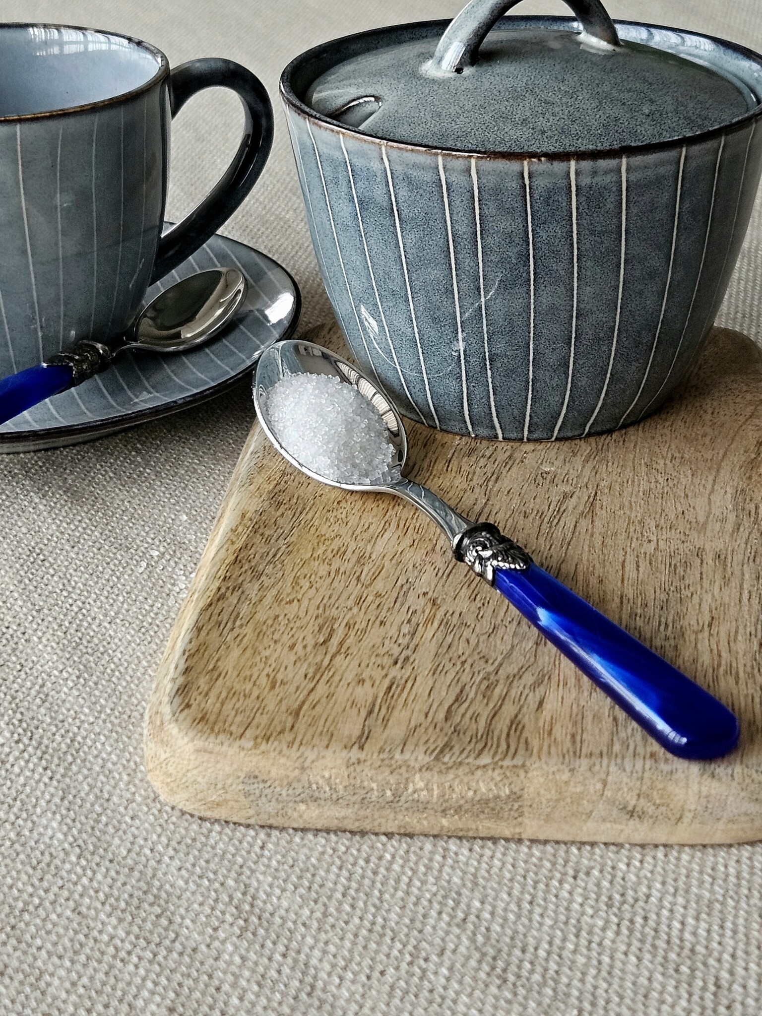 Sugar spoon, Blue (mother-of-pearl)