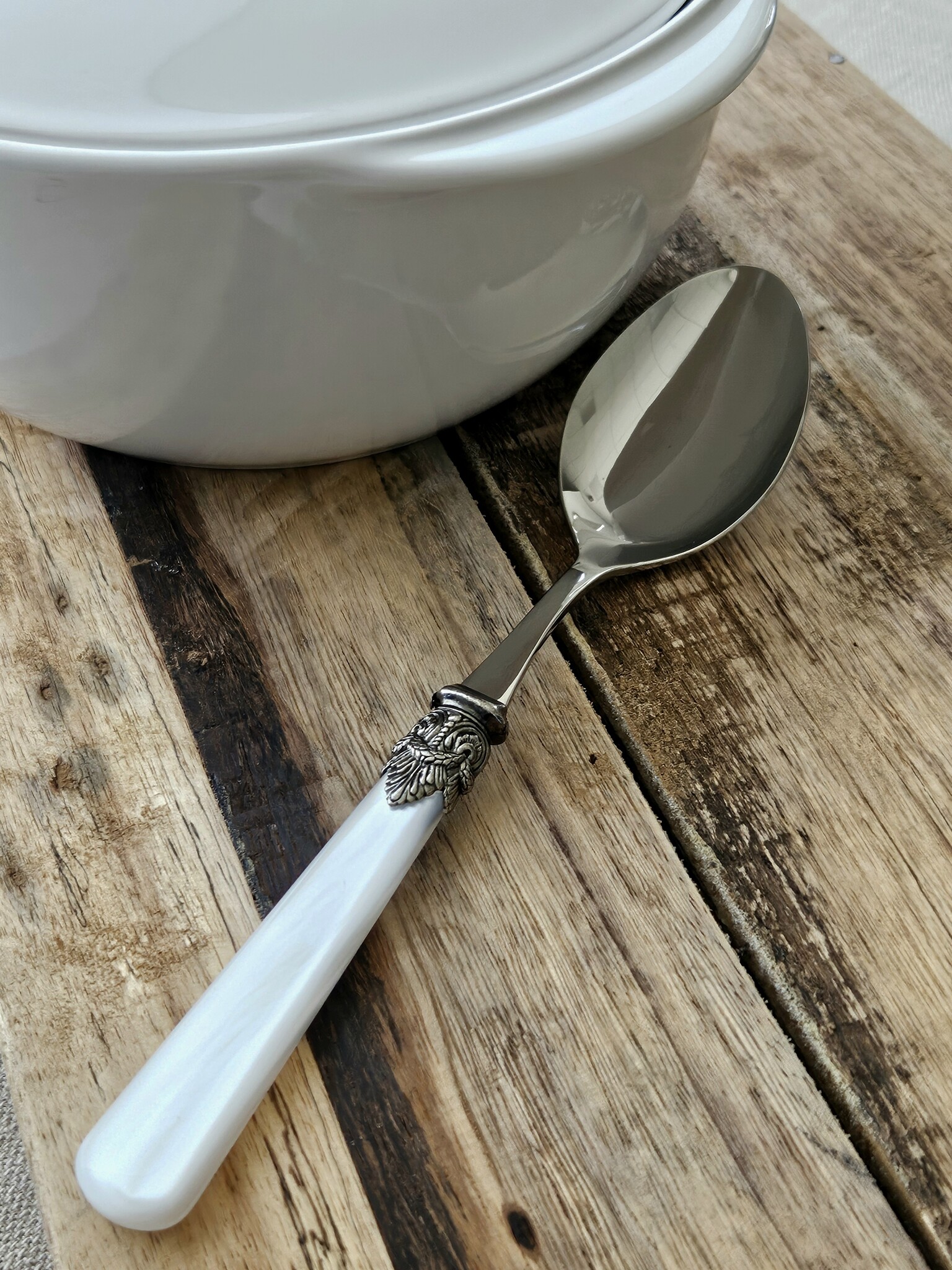 Cuillère à servir, Blanc (éclat nacré)