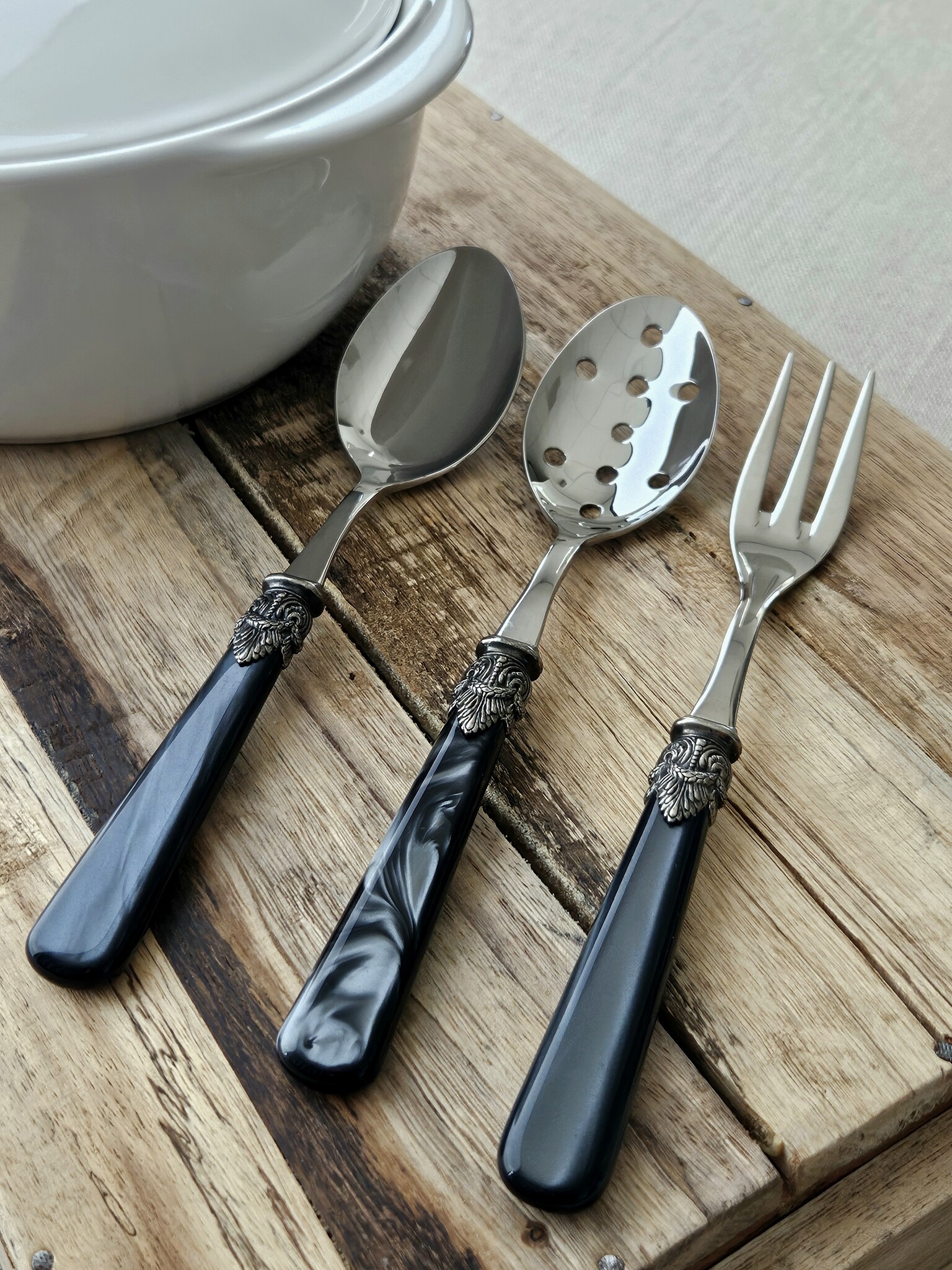 Tenedor para servir, Blanco (brillo nácar) Negro (brillo nácar)