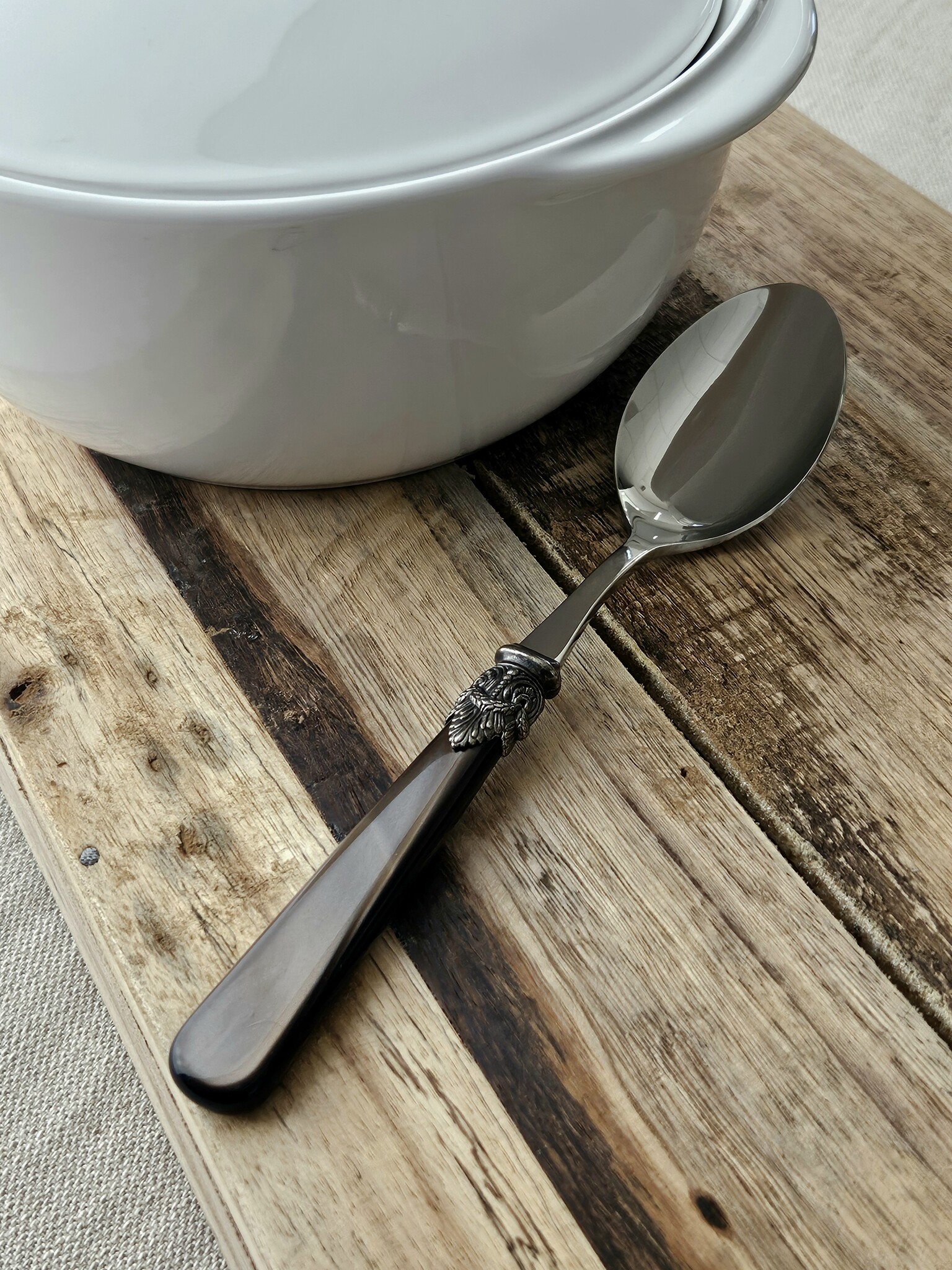 Serving spoon, Brown(mother-of-pearl sheen)