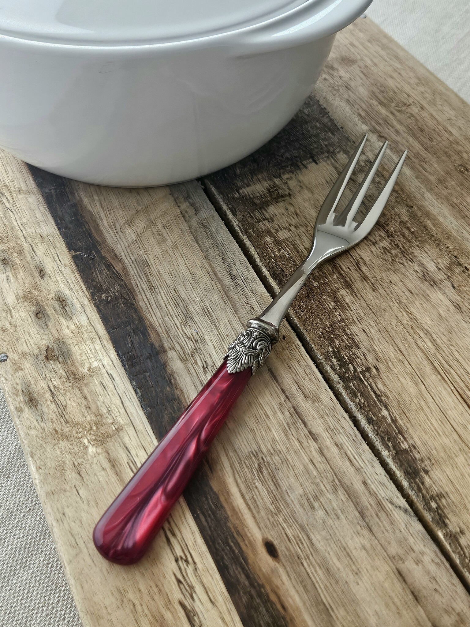 Fourchette de service, Rouge (éclat nacré)