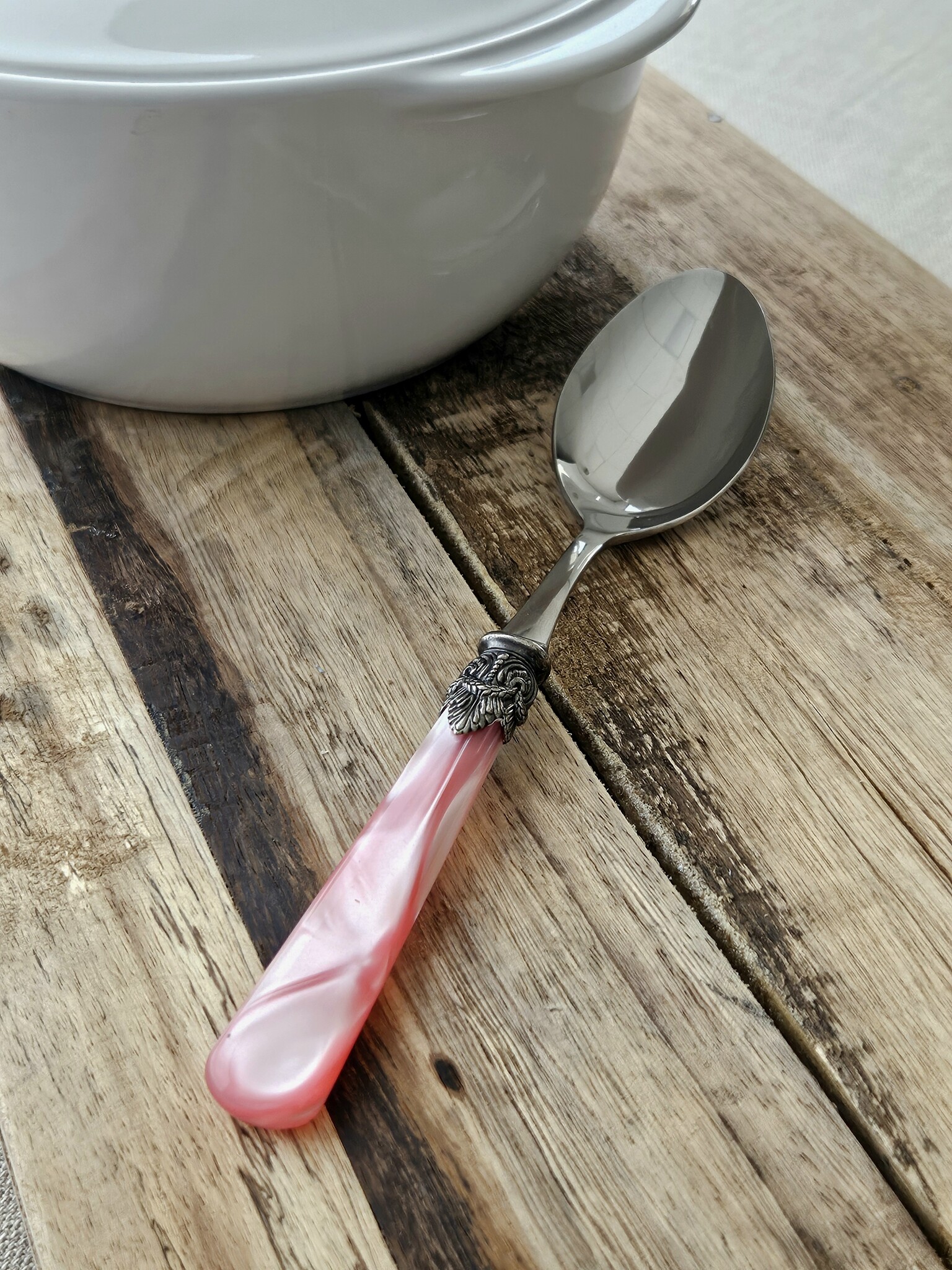 Serving spoon, Pink (mother-of-pearl sheen)