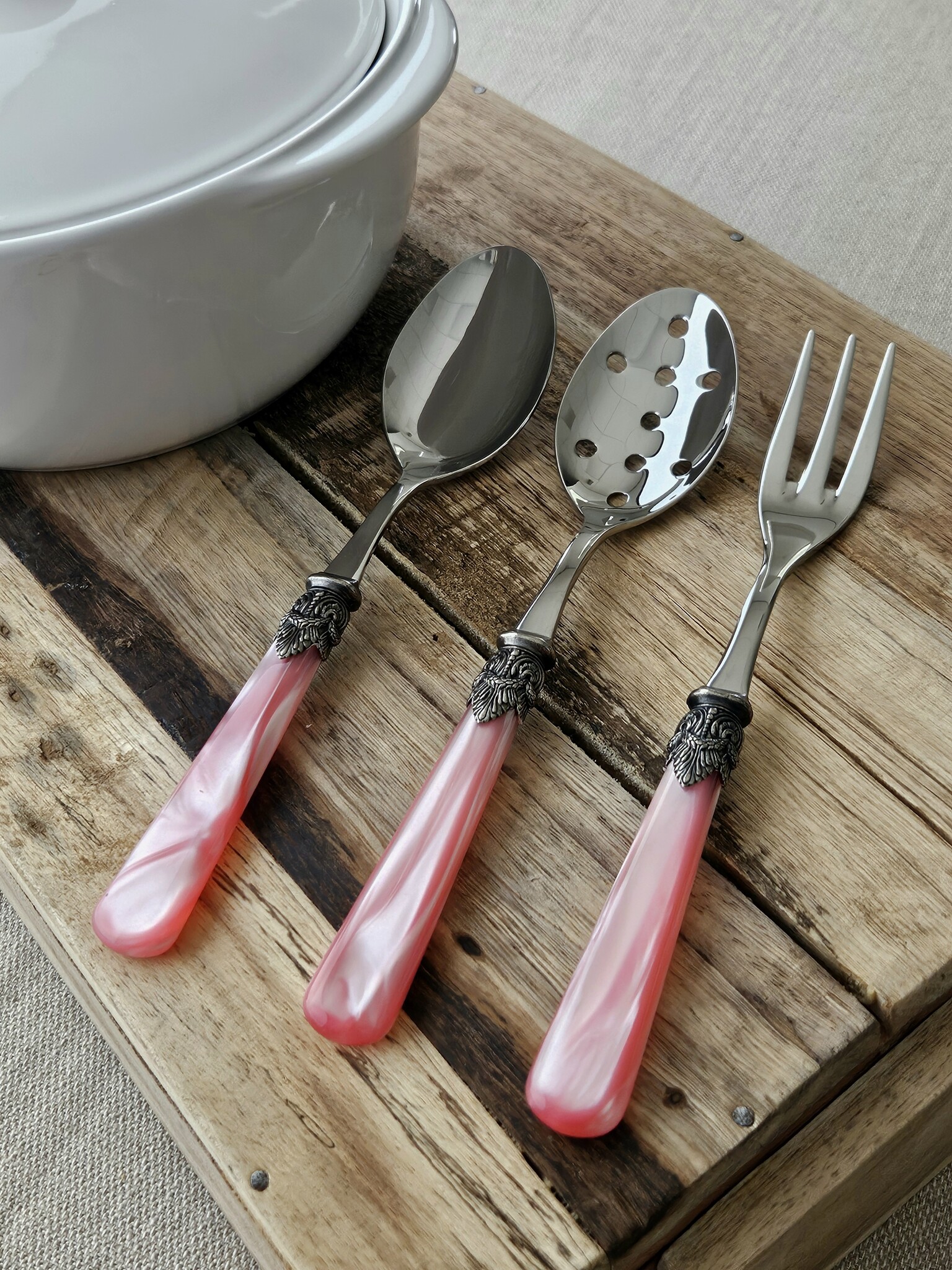 Servierlöffel , Rosa mit Perlmutt