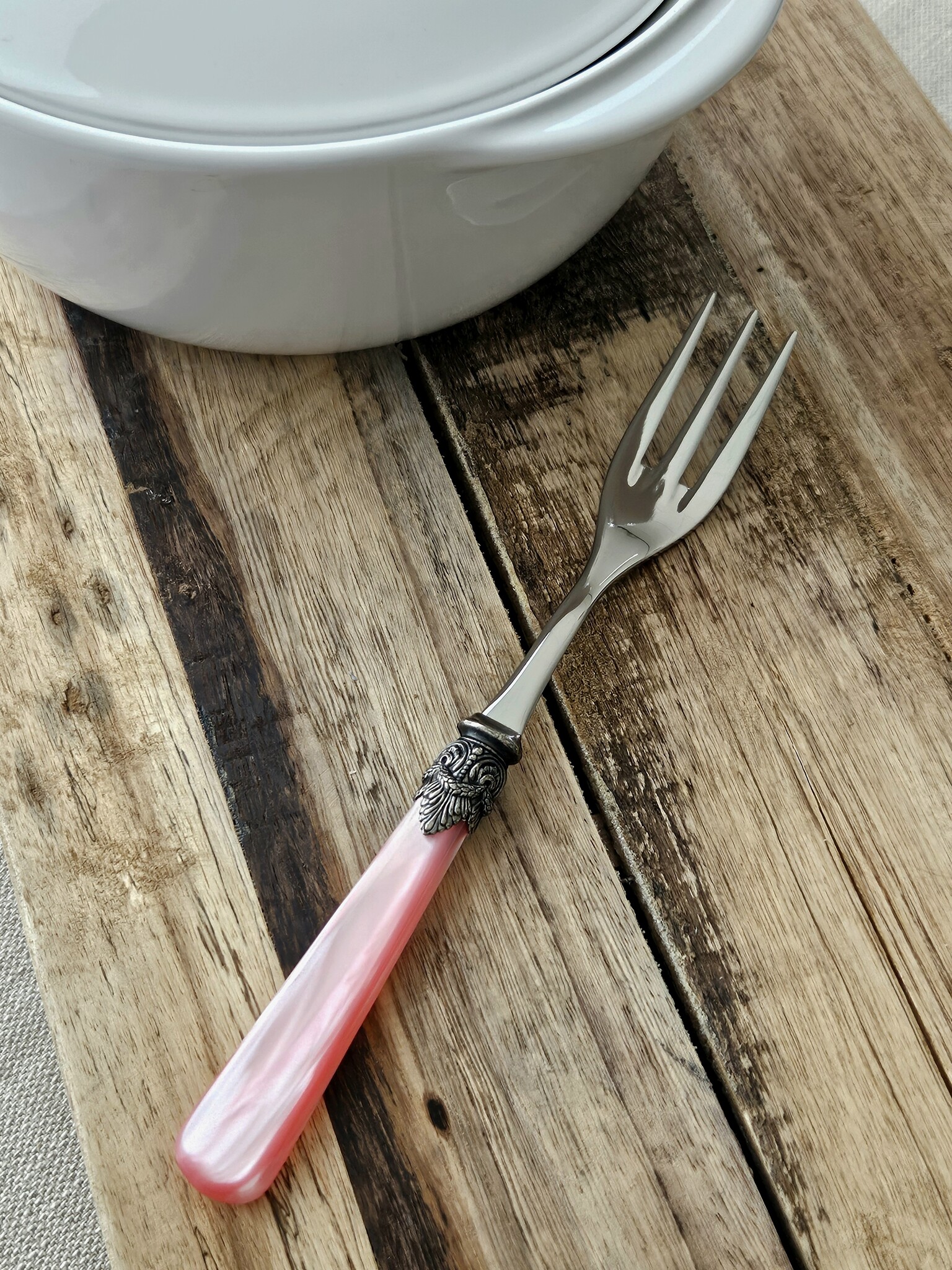 Serving fork, Pink (mother-of-pearl sheen)