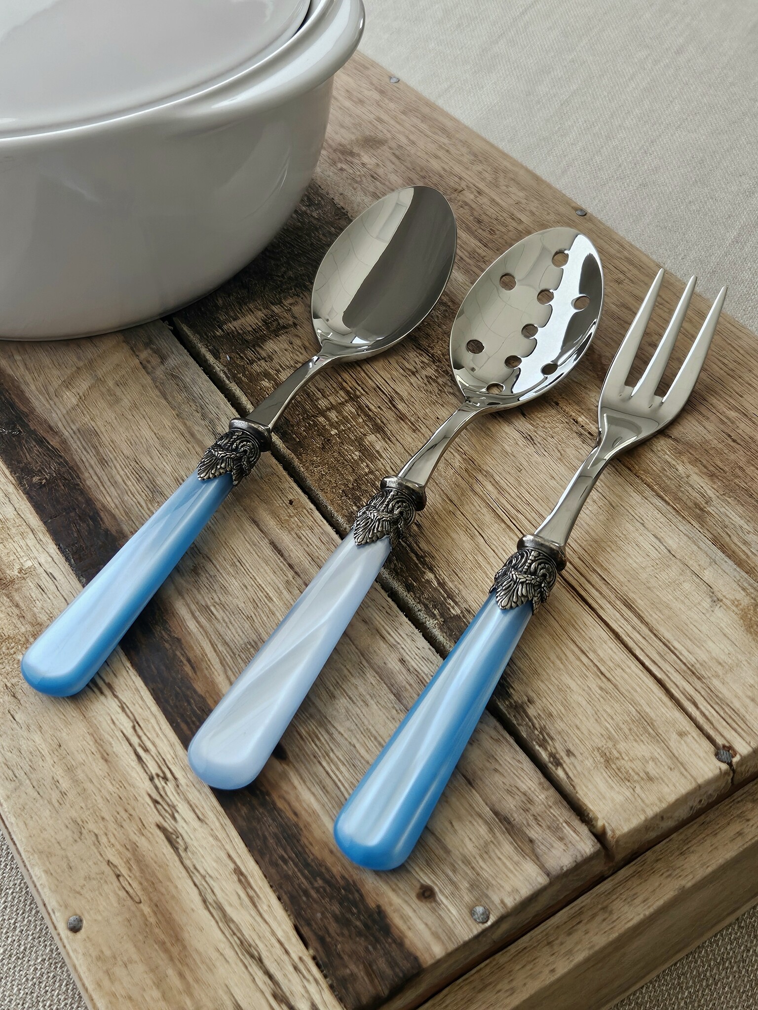 Cuillère à fentes, Bleu Clair (nacré)