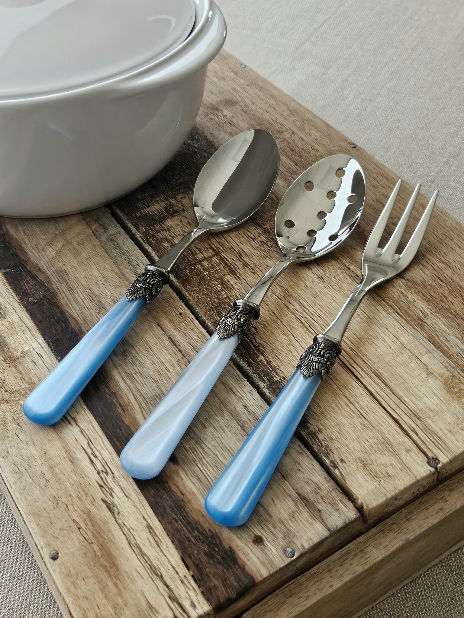 Serving fork, Light Blue (mother-of-pearl)