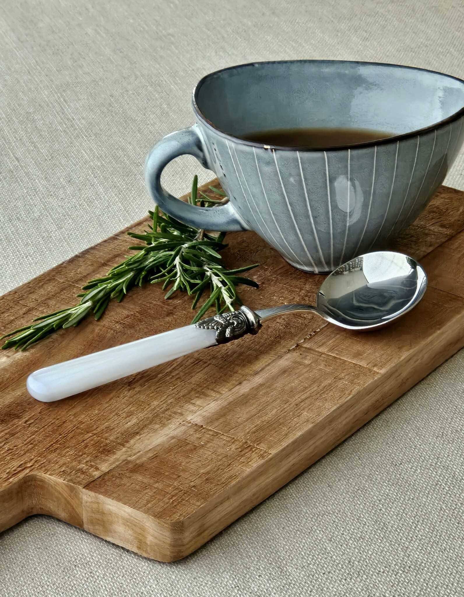 Cuillère à sauce, Blanc (éclat nacré)