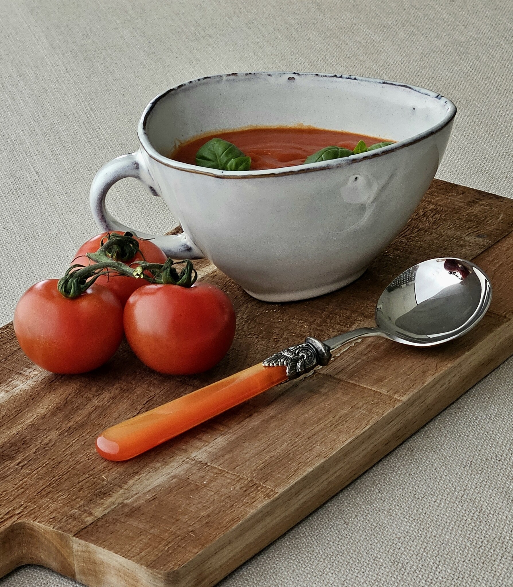 Gravy ladle, Orange (mother-of-pearl sheen)