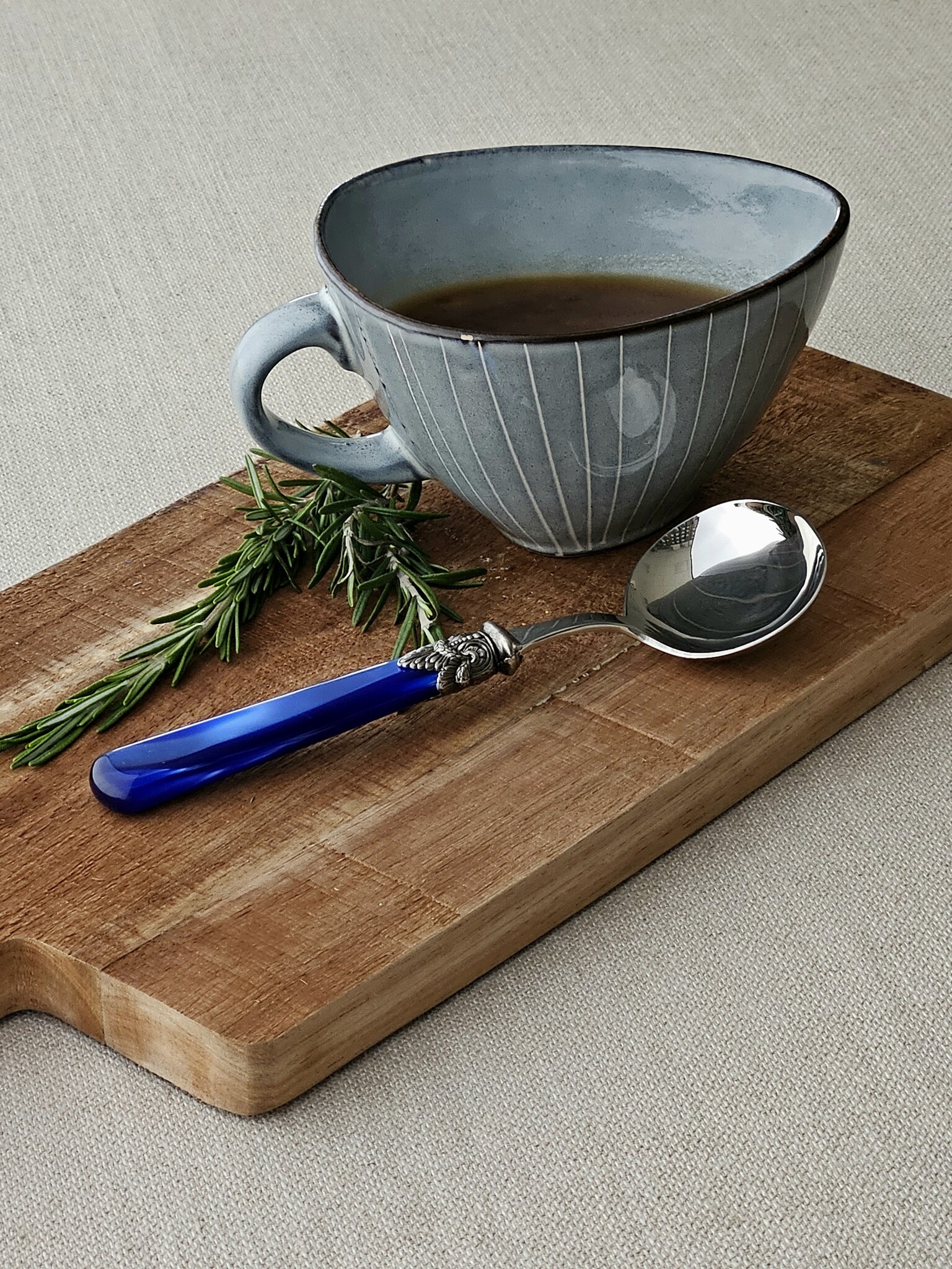 Gravy ladle, Blue (mother-of-pearl sheen)