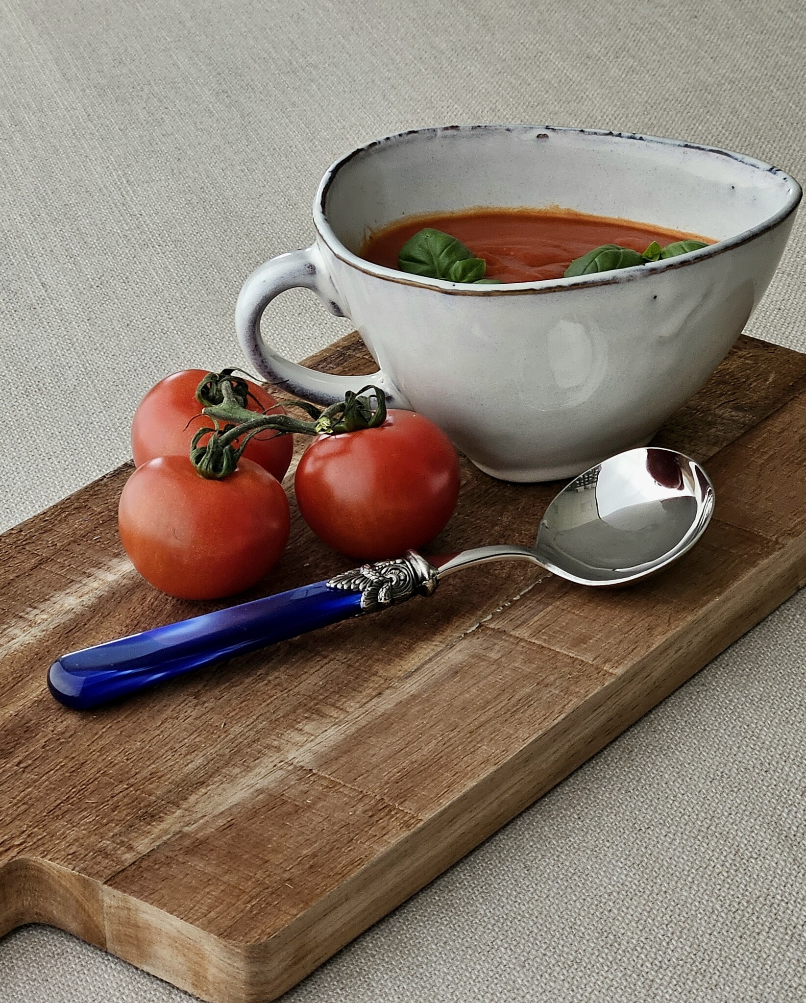 Gravy ladle, Blue (mother-of-pearl sheen)