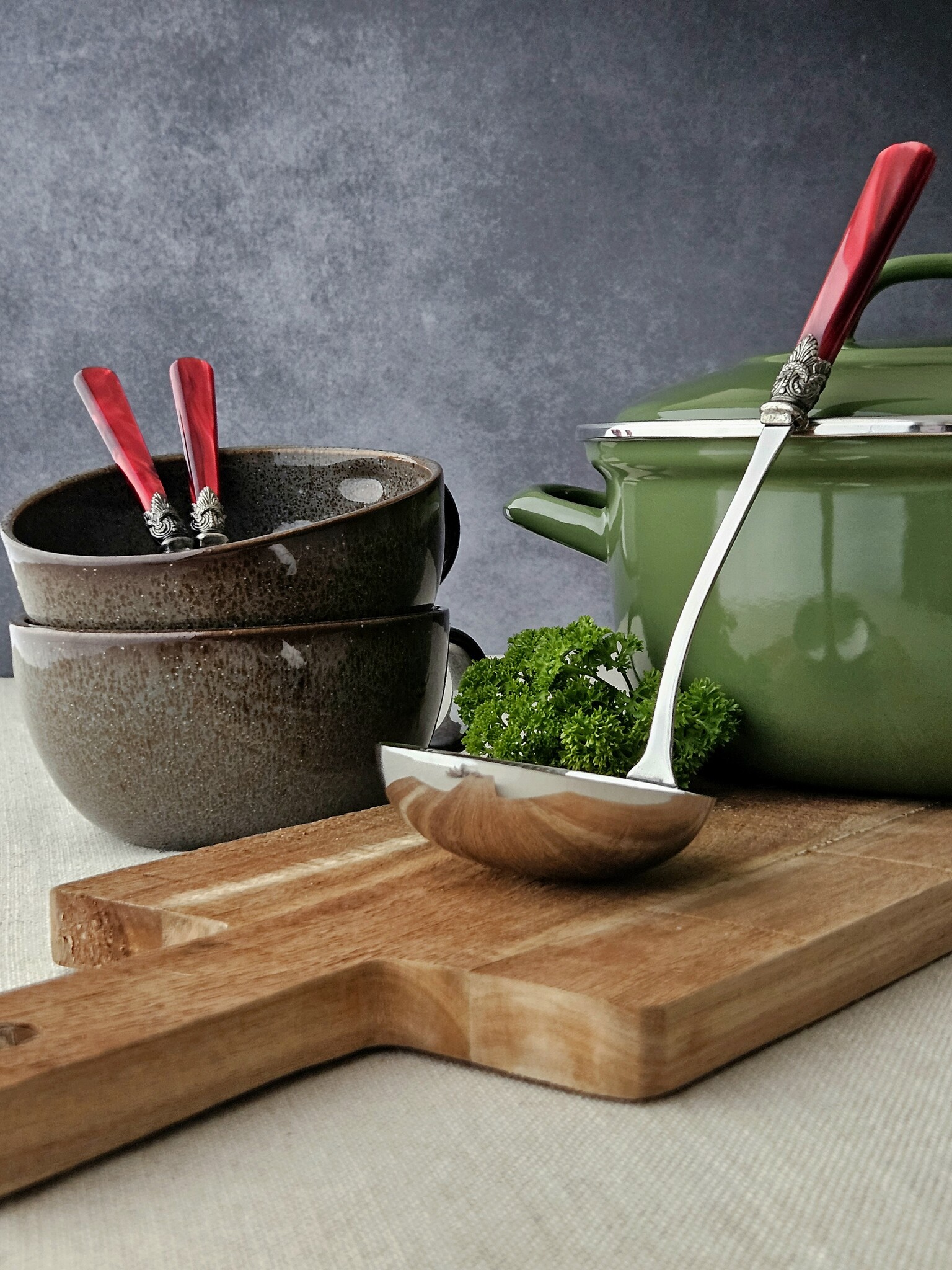 Soup ladle, Red (mother-of-pearl sheen)