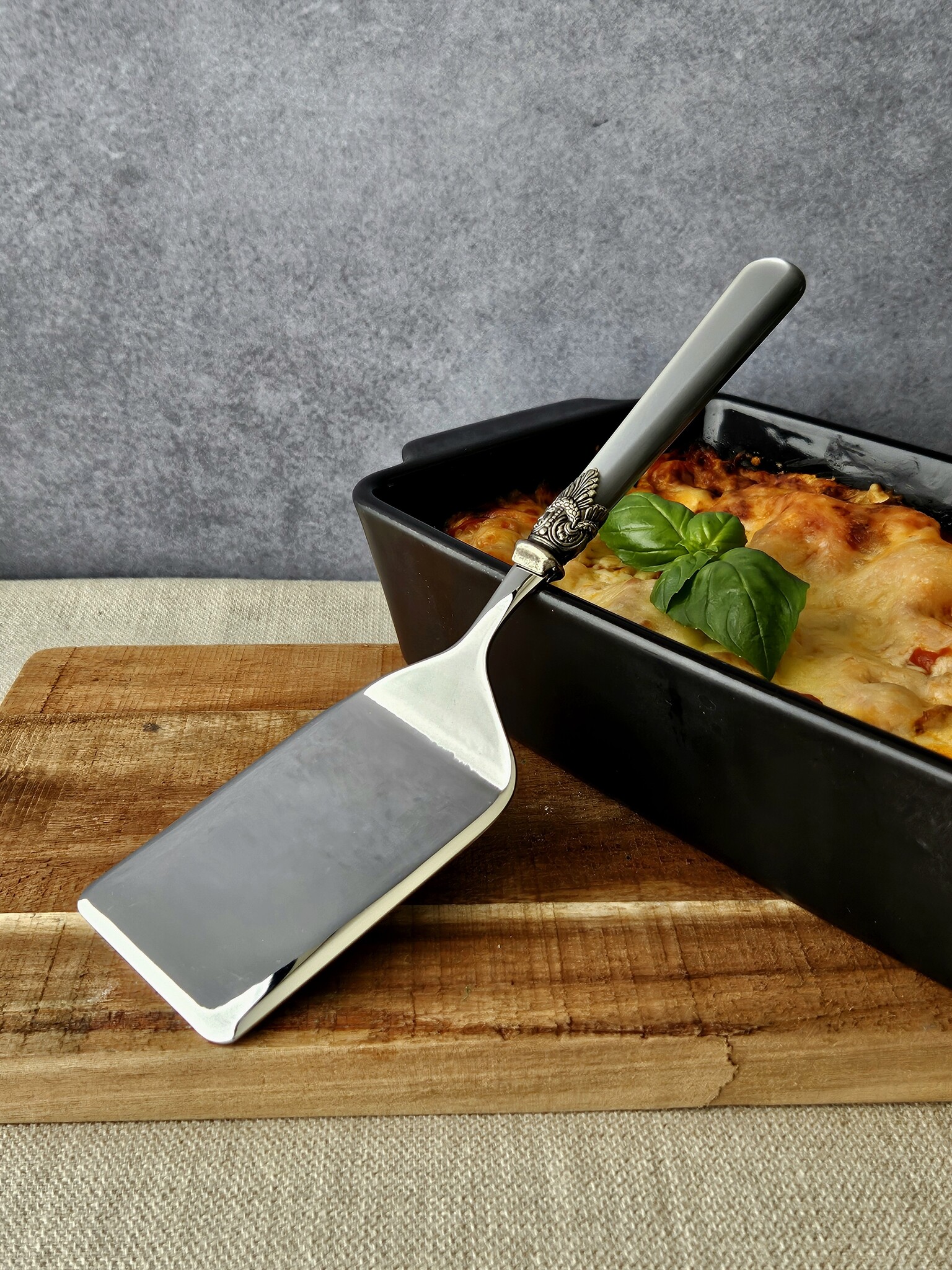 Lasagneheber, Grau (perlmuttglanz)