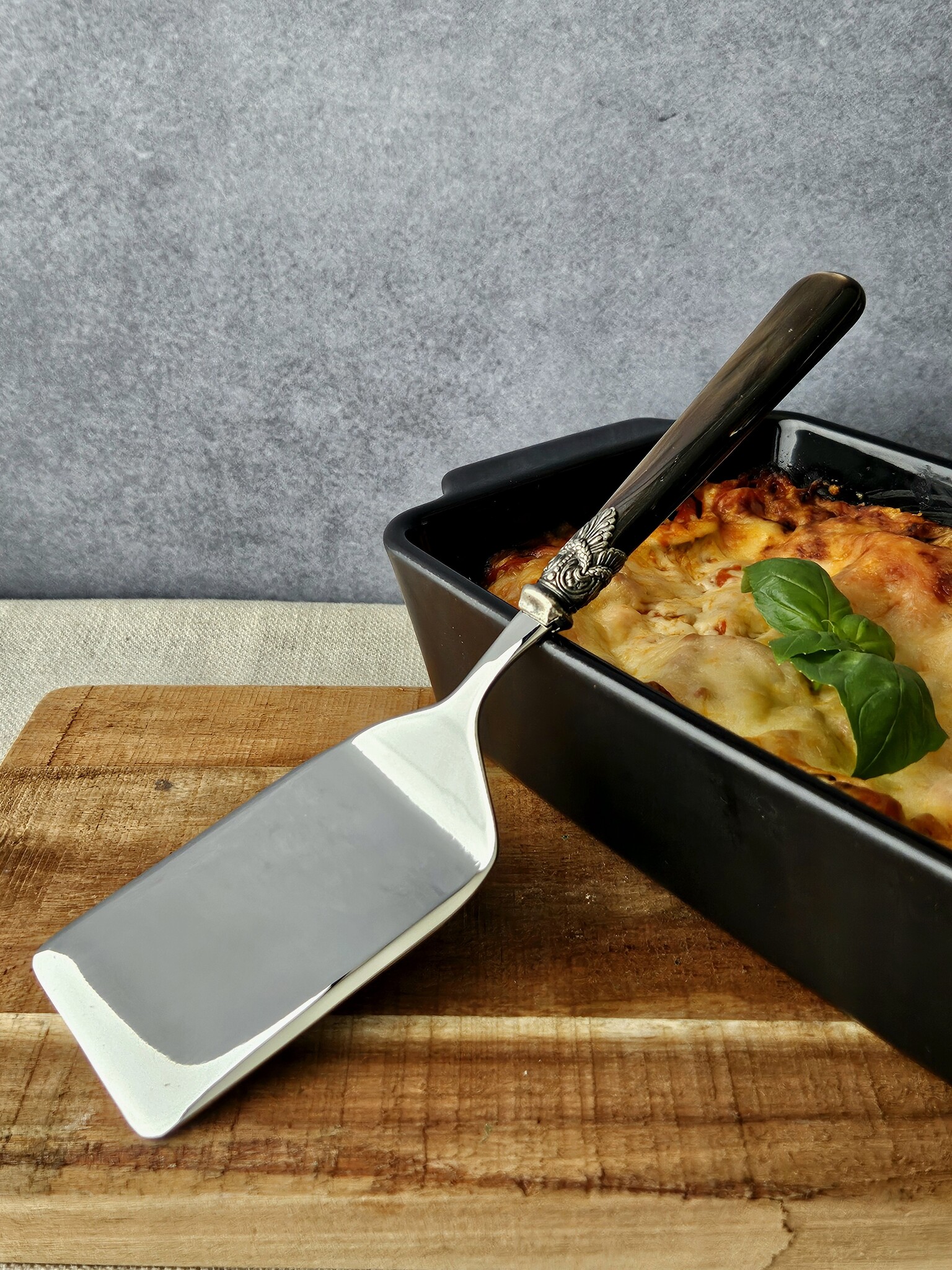 Pelle à lasagne, Marron (éclat nacré)
