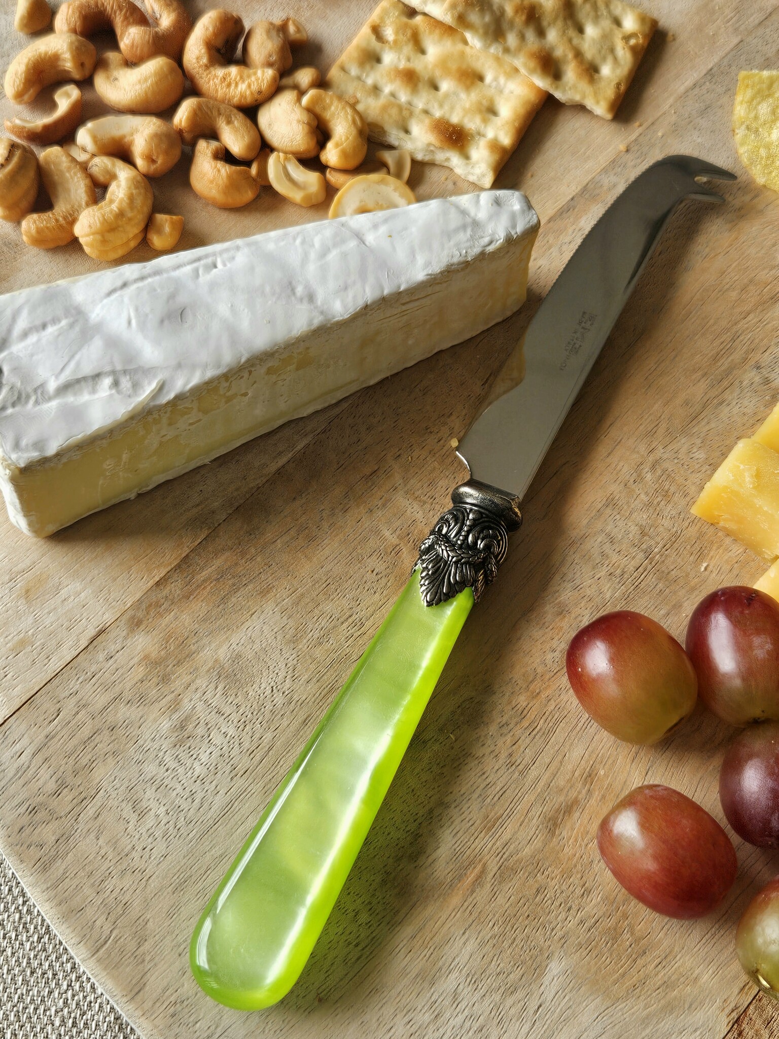 Couteau à fromage, Vert Clair (nacré)