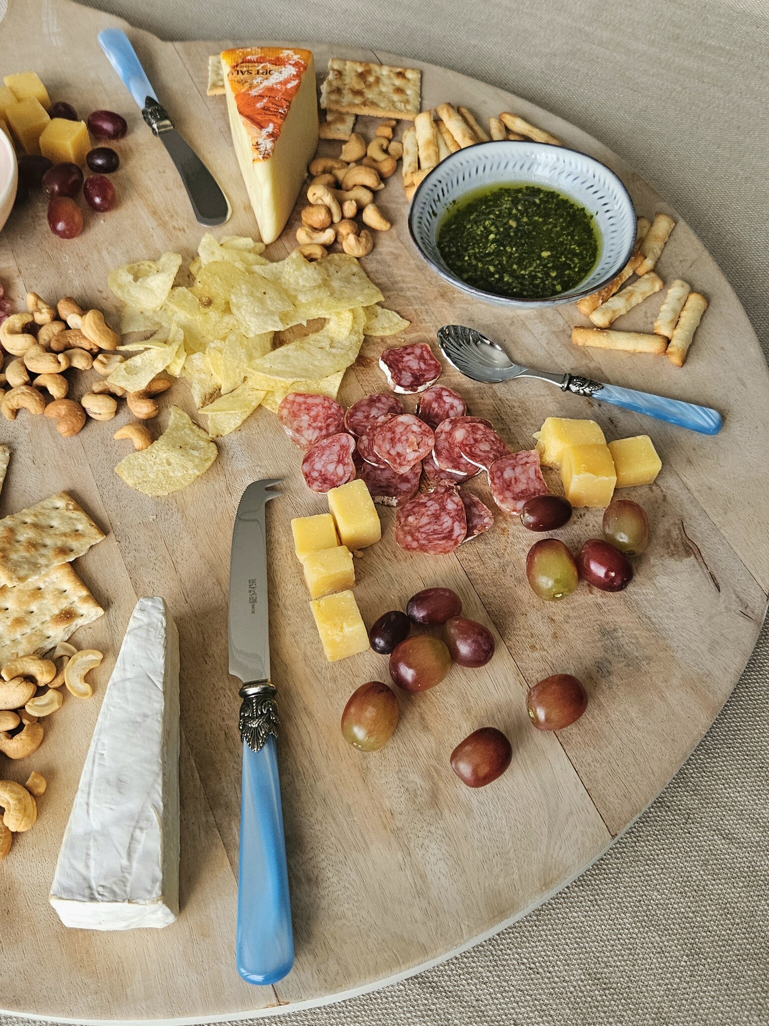 Cheese knife, Light Blue (mother-of-pearl)
