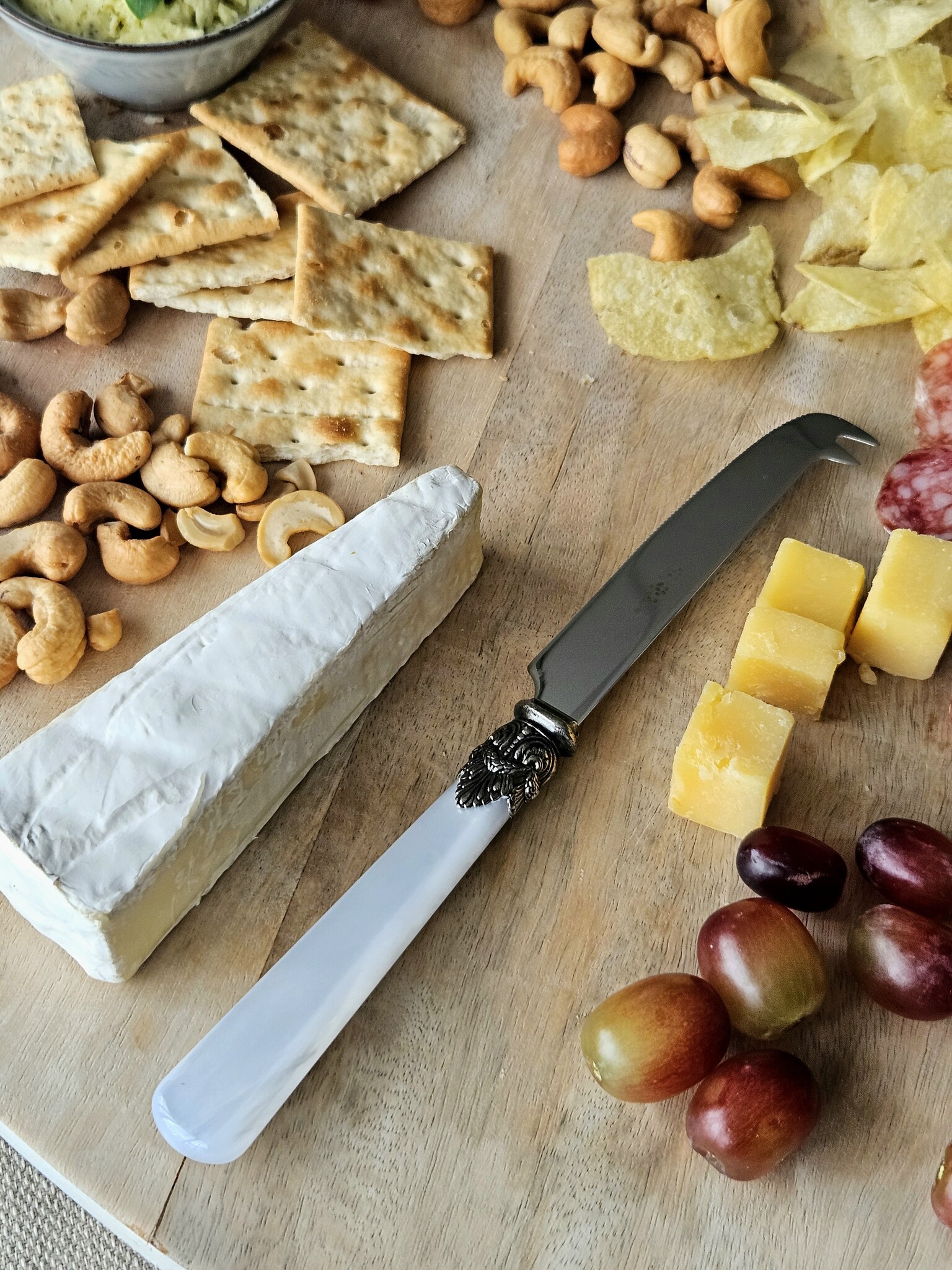 Cuchillo para queso, Blanco (nácar)