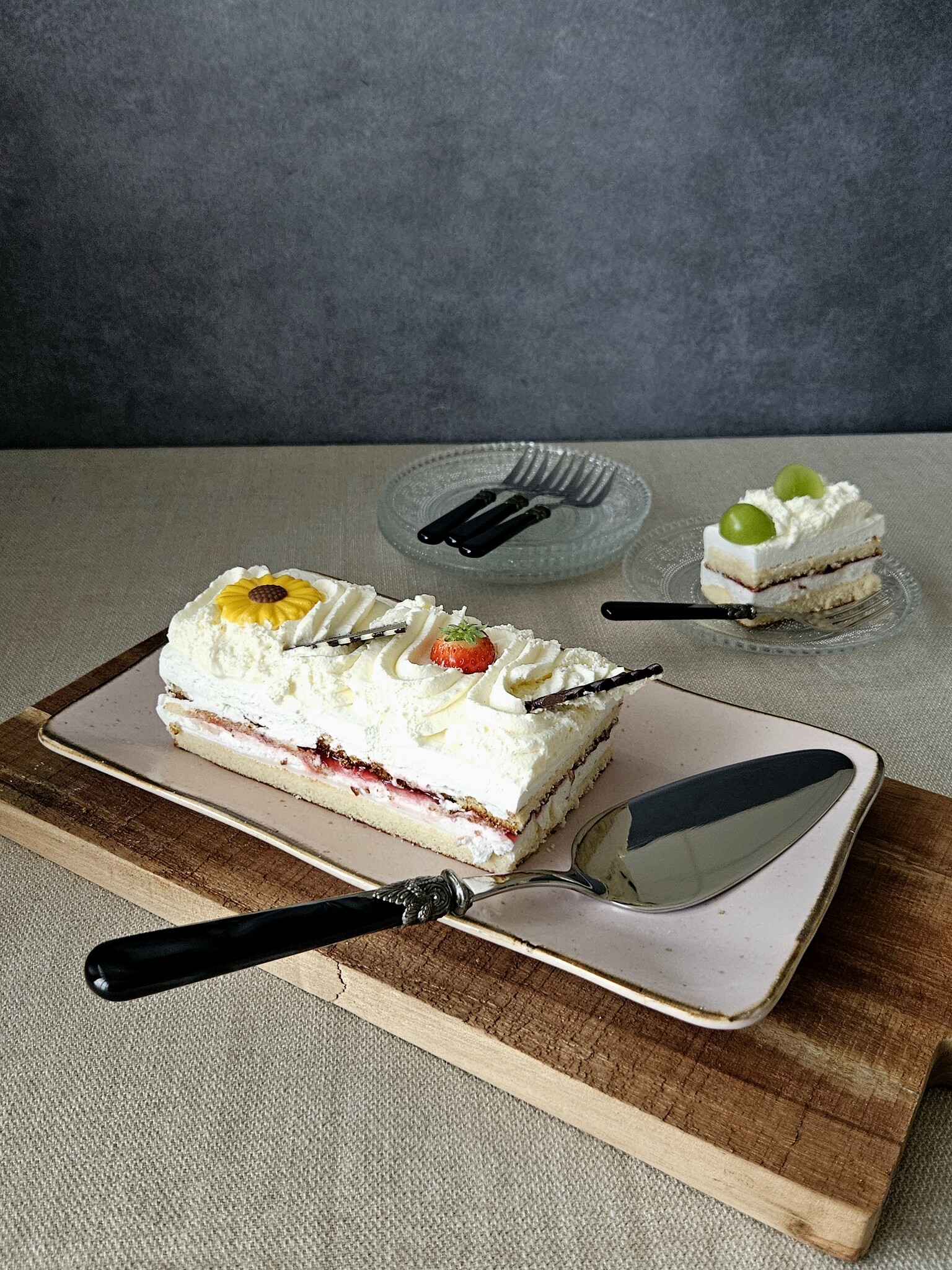 Pelle à gâteau, Noir (éclat nacré)