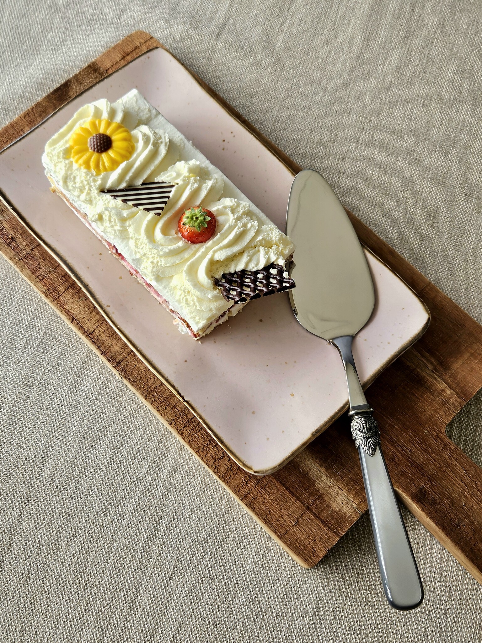 Pelle à gâteau, Gris (éclat nacré)