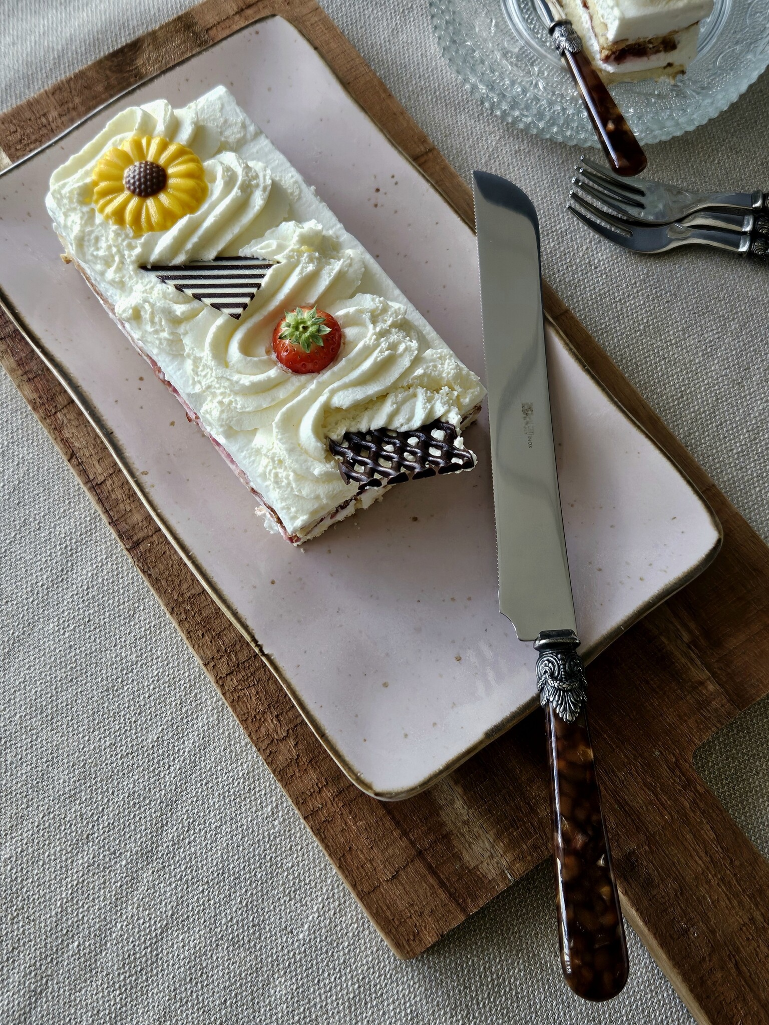 Taartmes / Broodmes, met Bruin handvat (schildpadmotief)