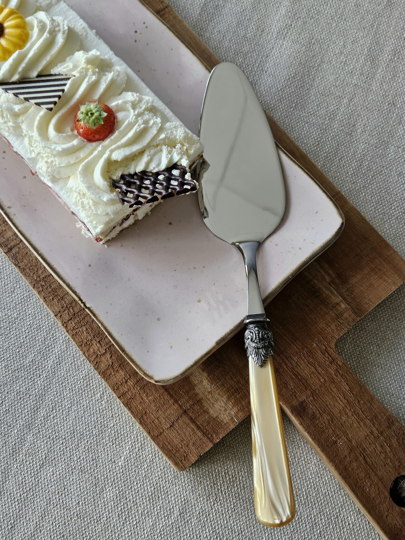 Taartschep, Honing met Parelmoer