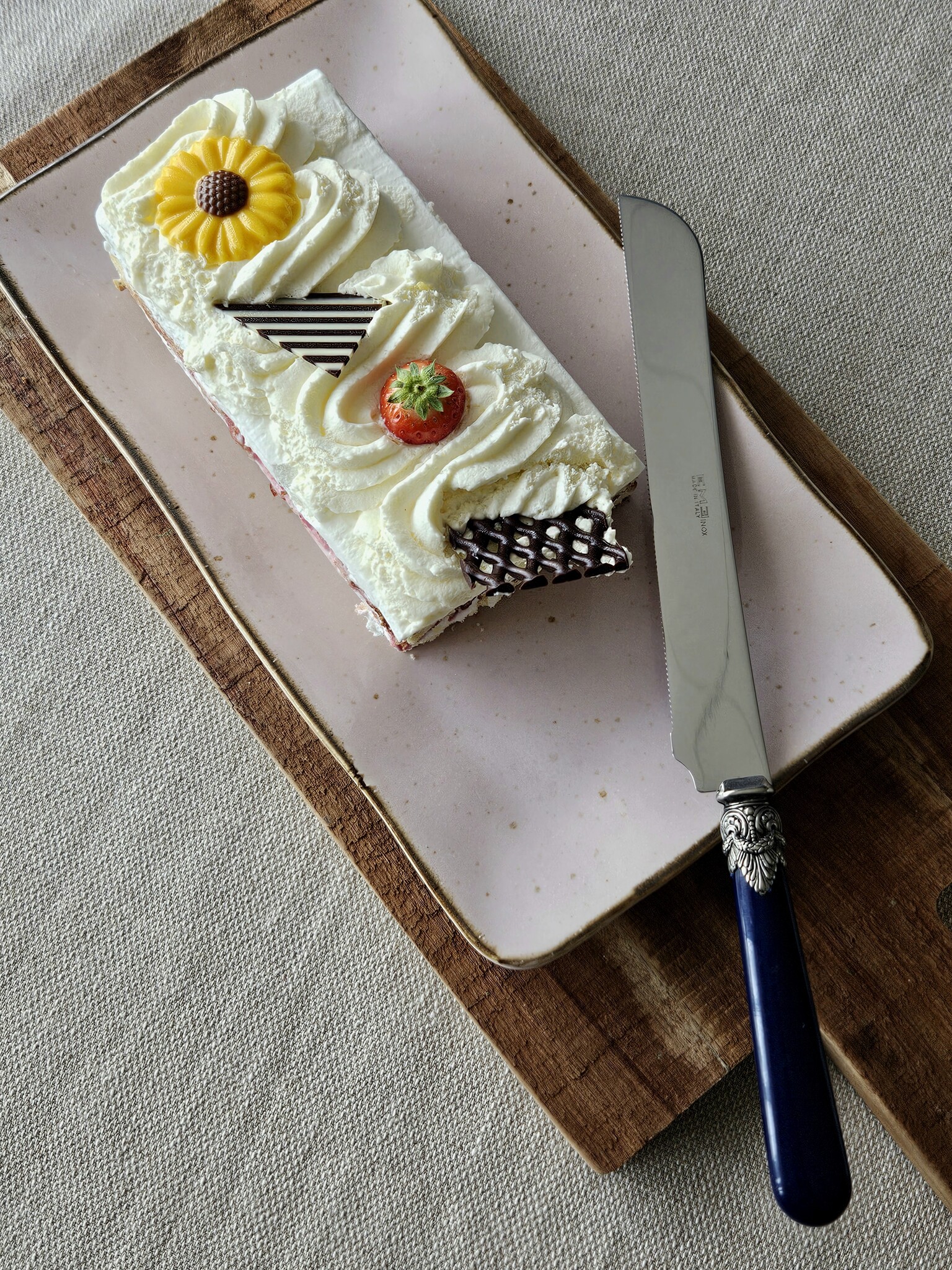 Cake Knife / Breadknife, with Blue Handle (matte)