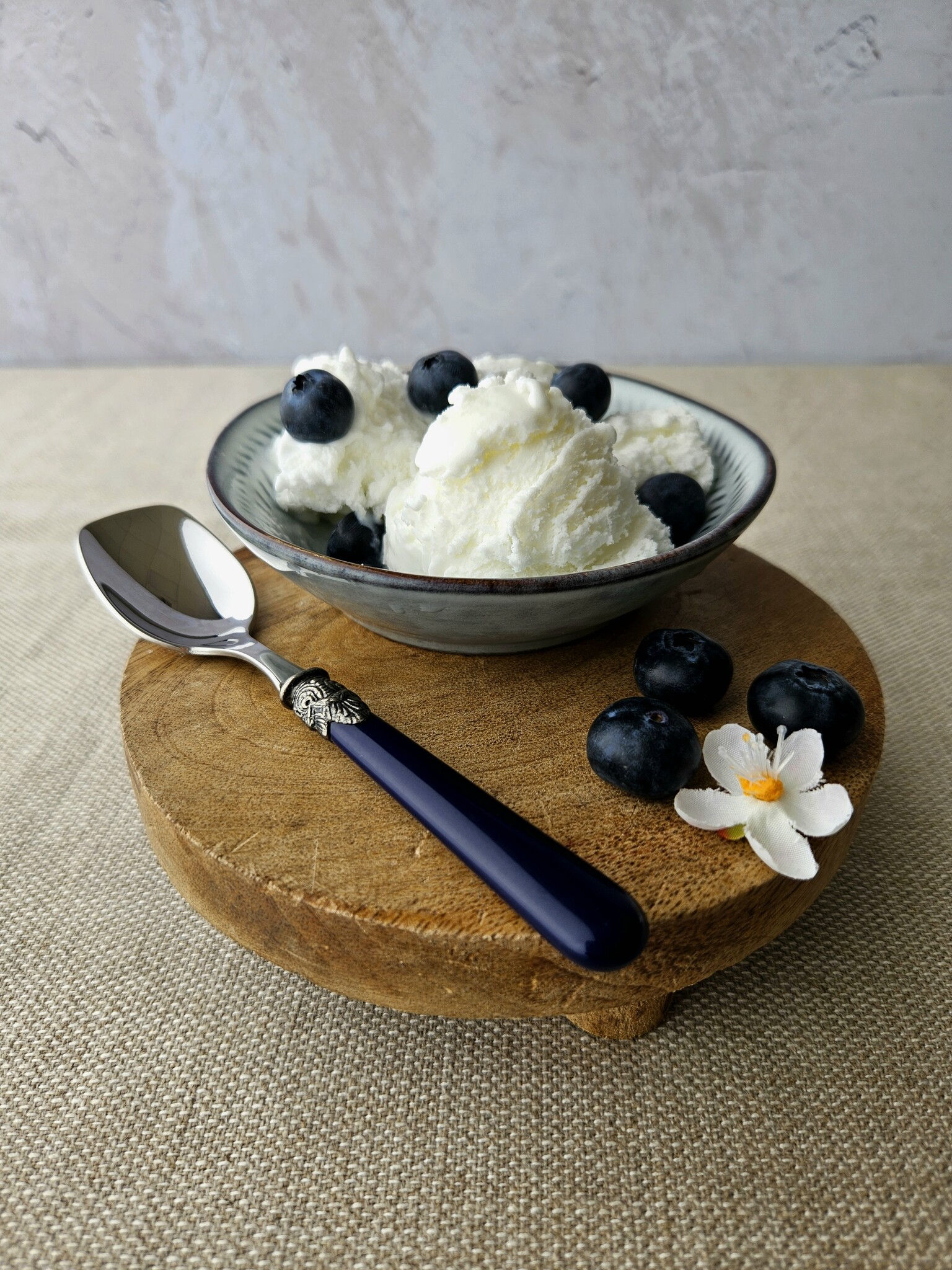 Ice Cream Spoon, with Blue handle (plain)