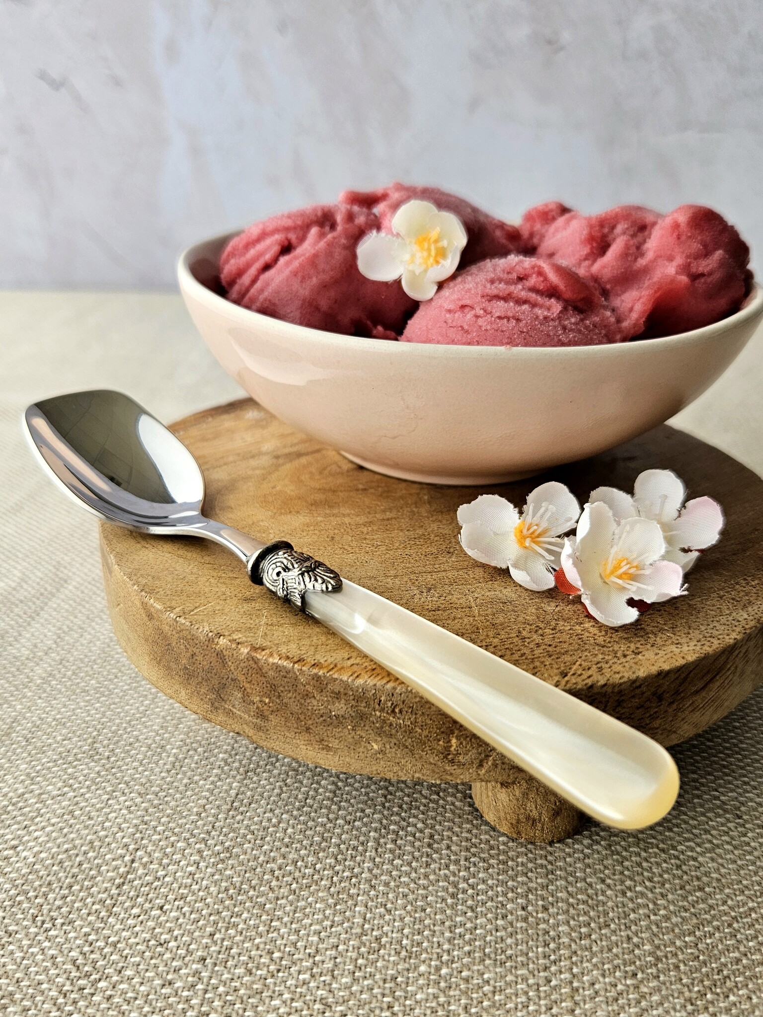 Cuchara para Helado, con mango Marfil (nácar)