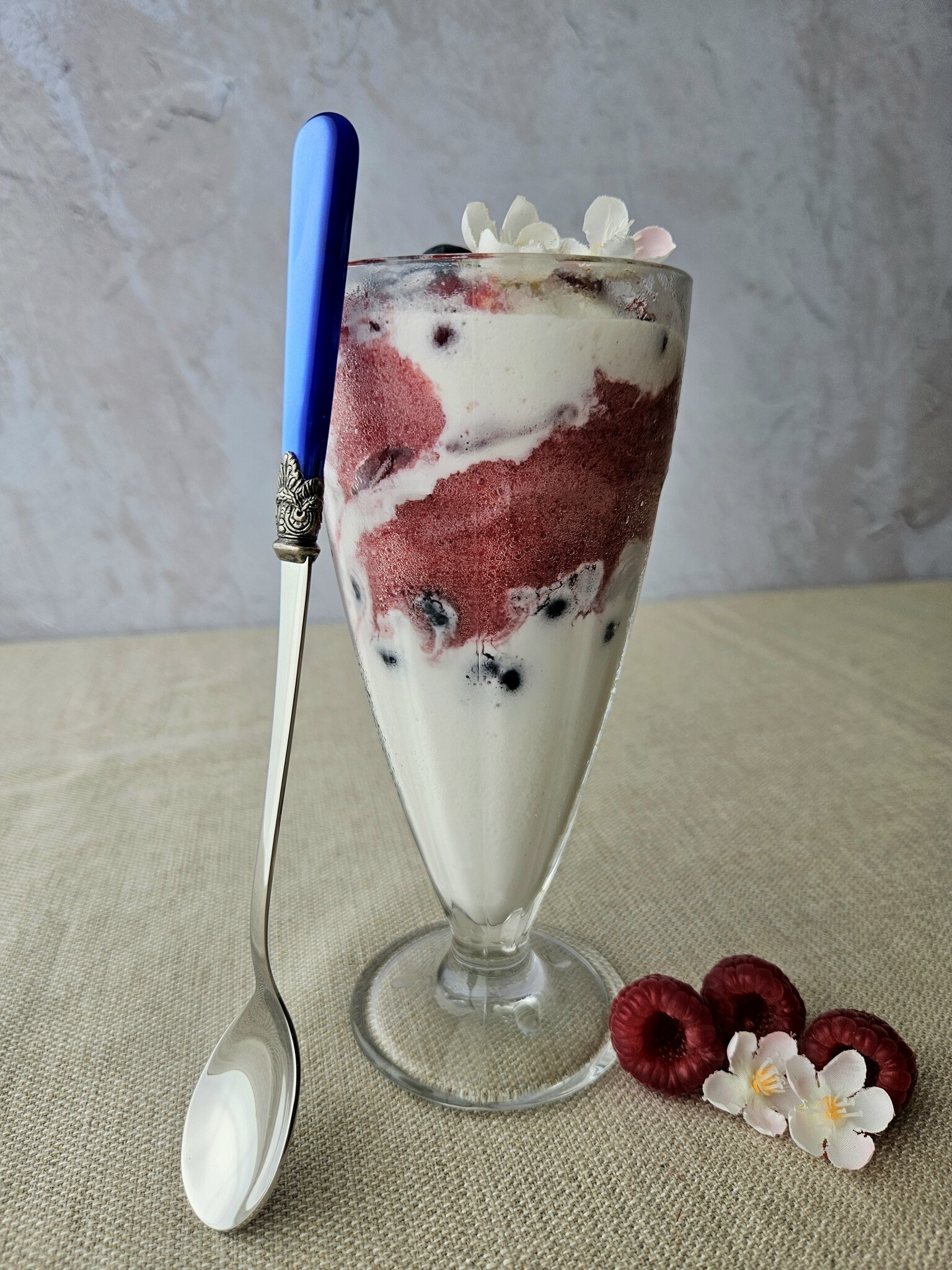 Longdrinklöffel / Sorbetlöffel, Blau (perlmuttglanz), 21,5 cm