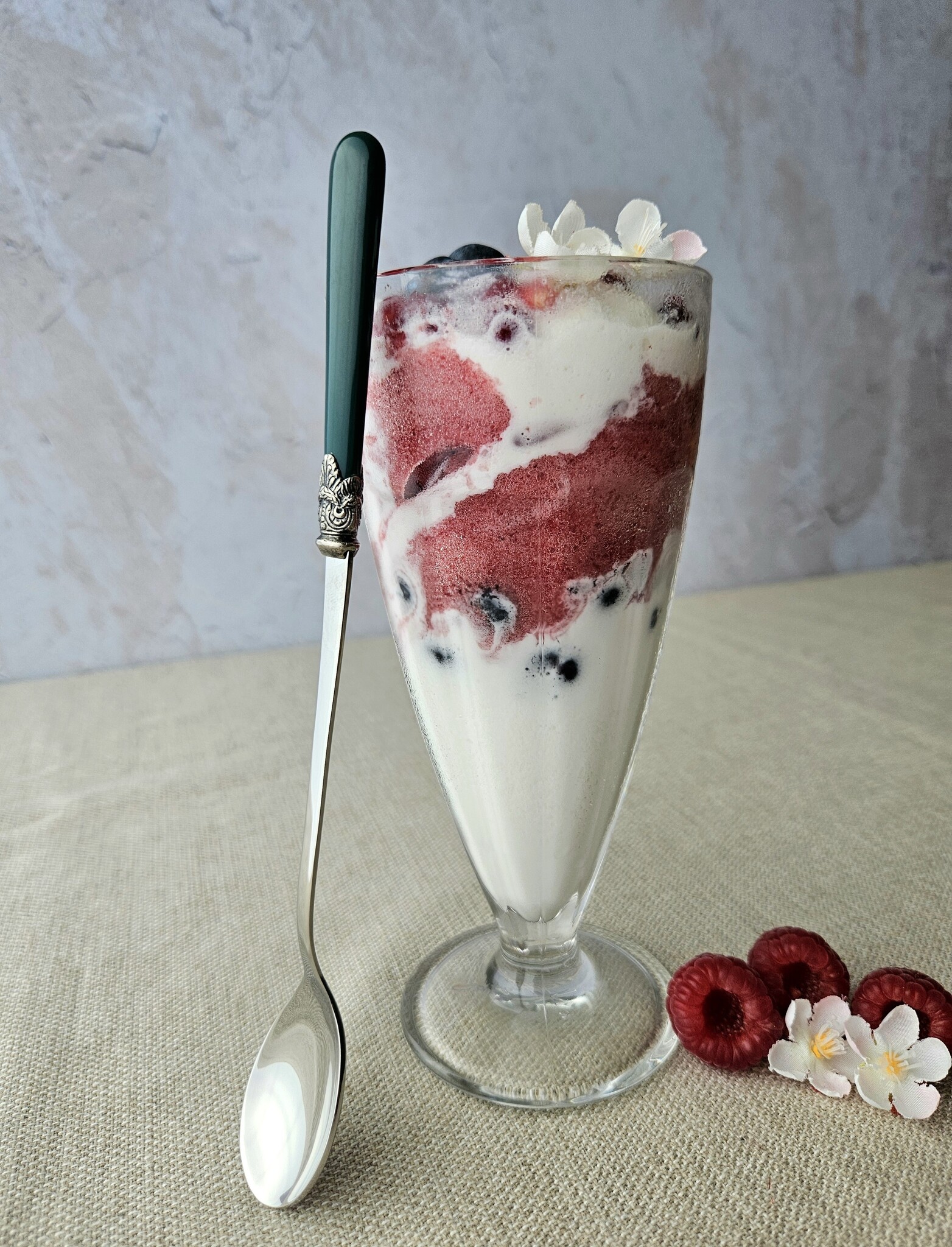 Long drink spoon, Green (plain), 8,5 inch