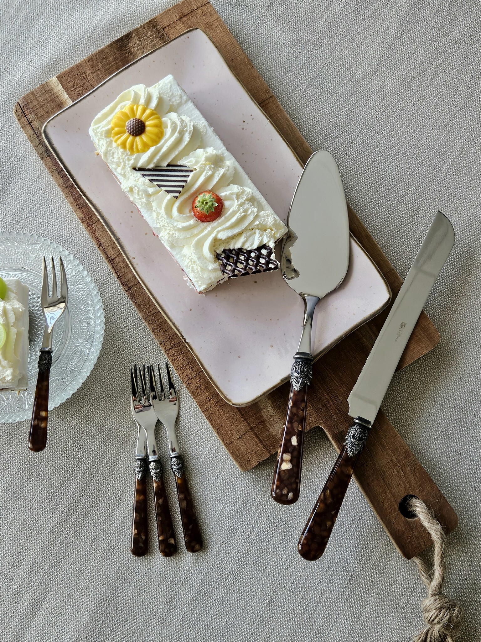 Tortenbesteckset (8-teilig), Braun (Schildkrötenmotiv)