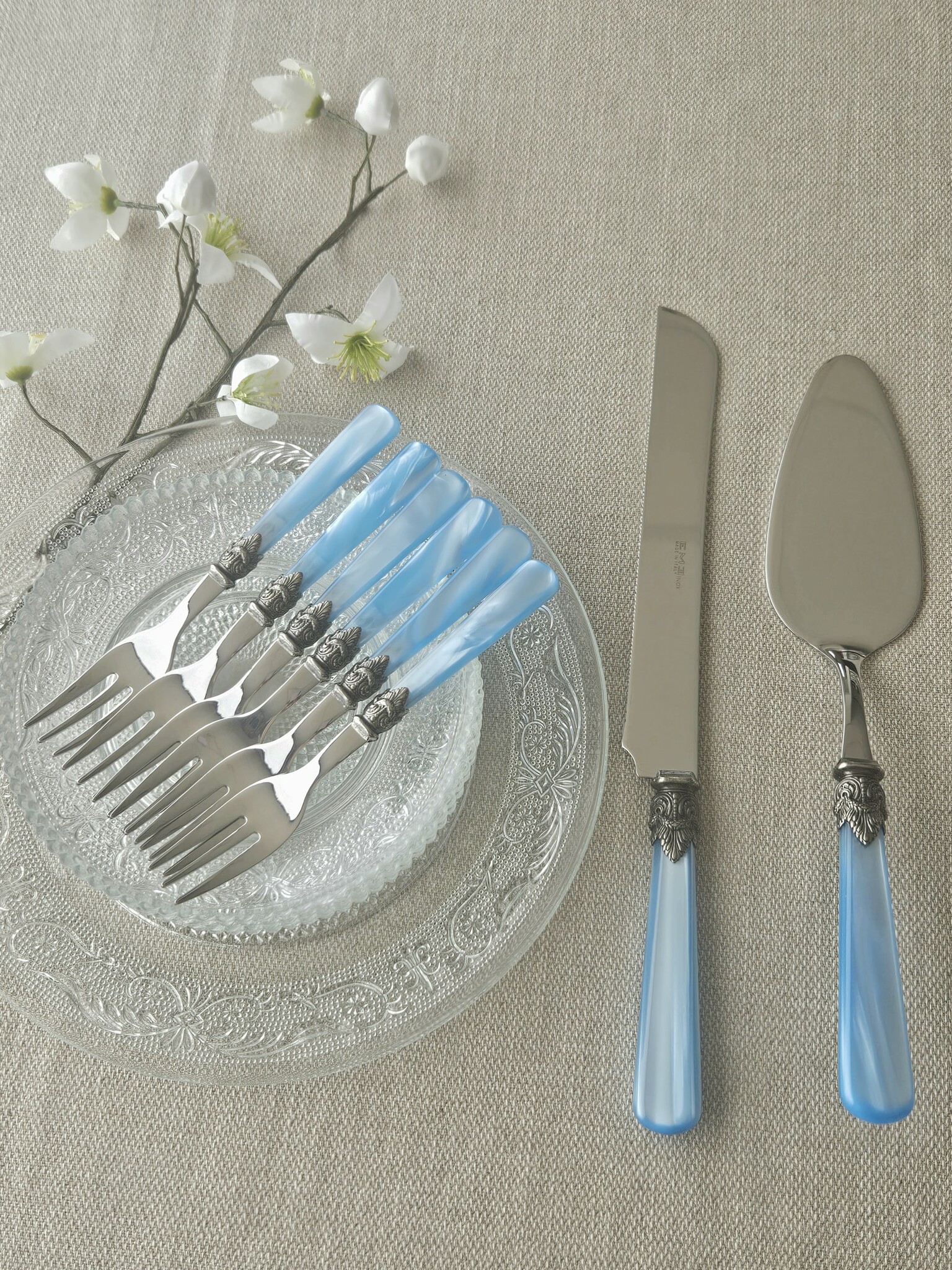 Cake serving set, Light Blue (mother-of-pearl sheen)