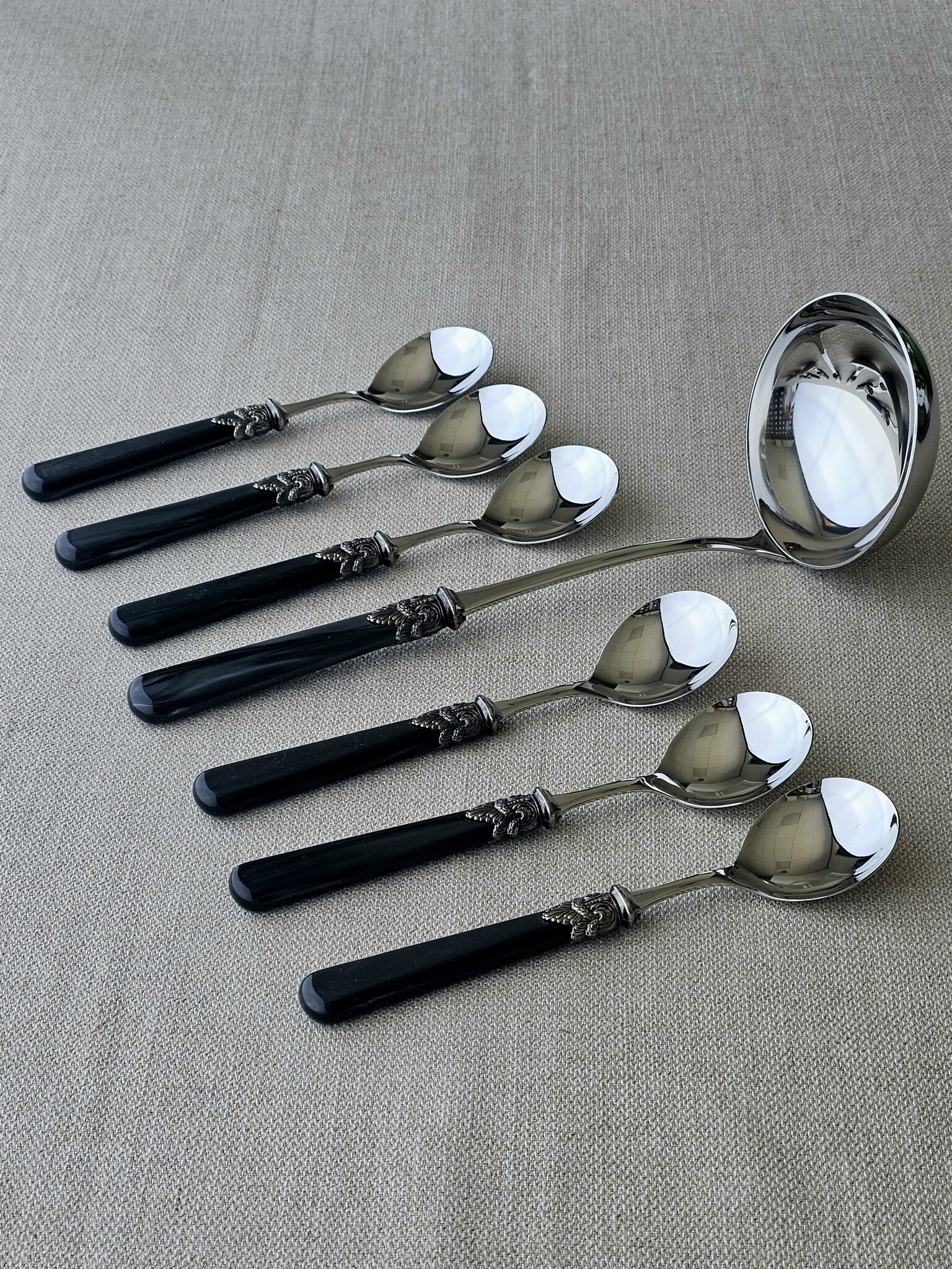 Soup cutlery set (7-piece), Black (mother-of-pearl)