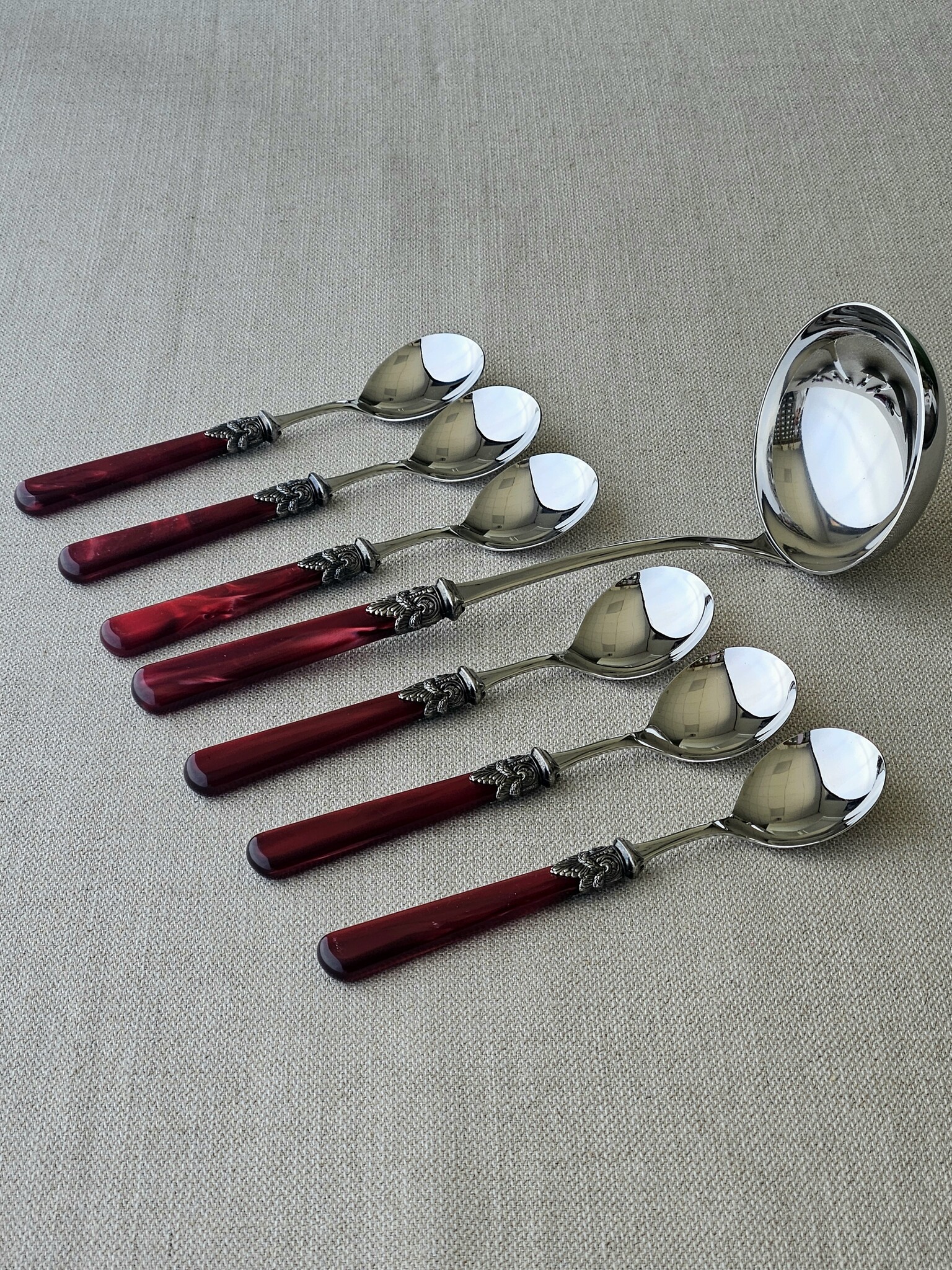 Juego de Cubiertos para Sopa (7 piezas), Rojo (nácar)