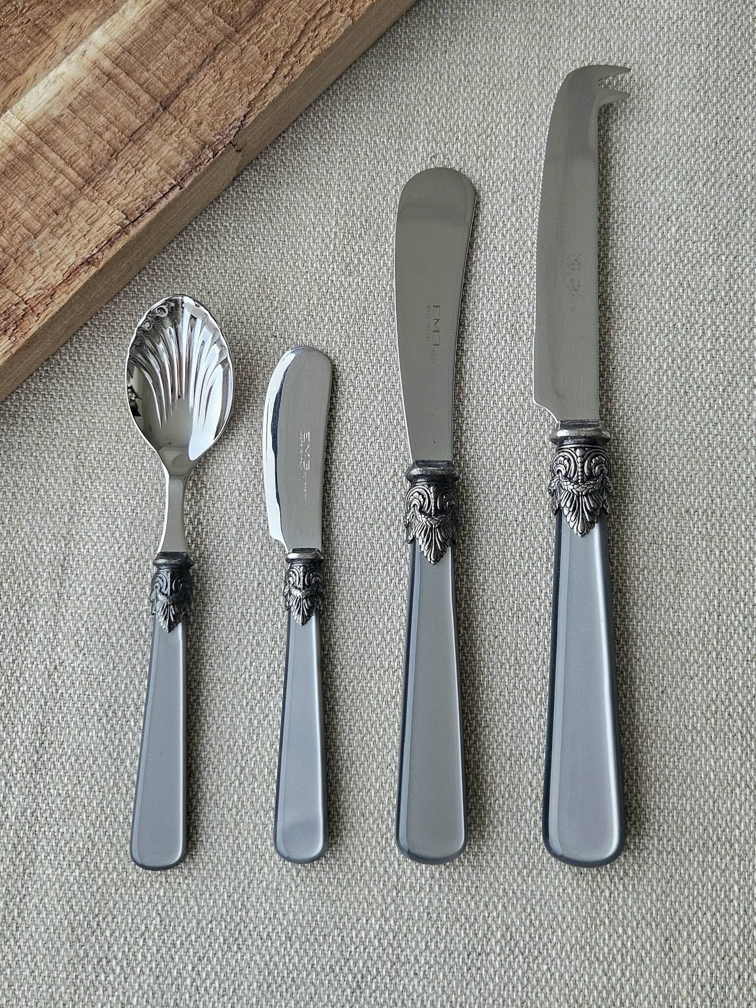 Juego de cubiertos para tapas, Gris (brillo nácar)