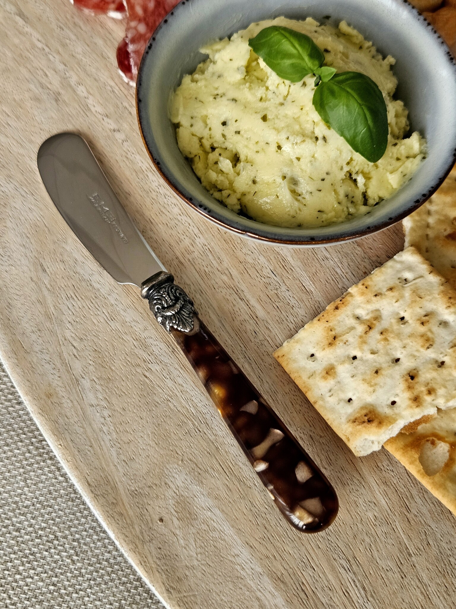 Tapas serving set, Brown (turtle motif)