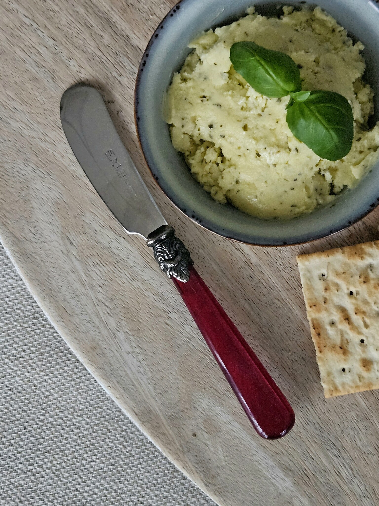 Tapas serving set, Red (mother-of-pearl sheen)