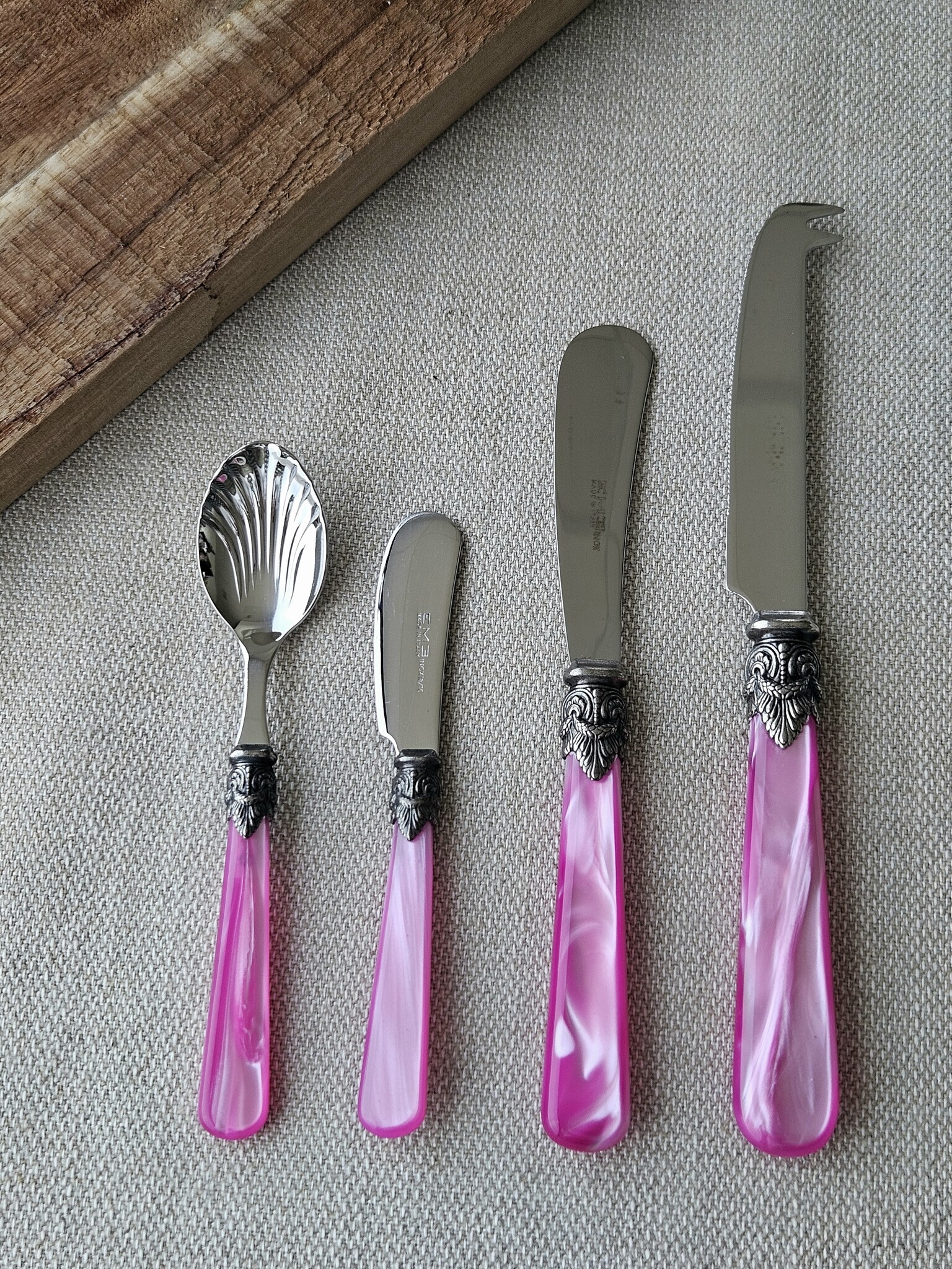 Tapasbesteckset, 4-teilig, Fuchsia (perlmuttglanz)