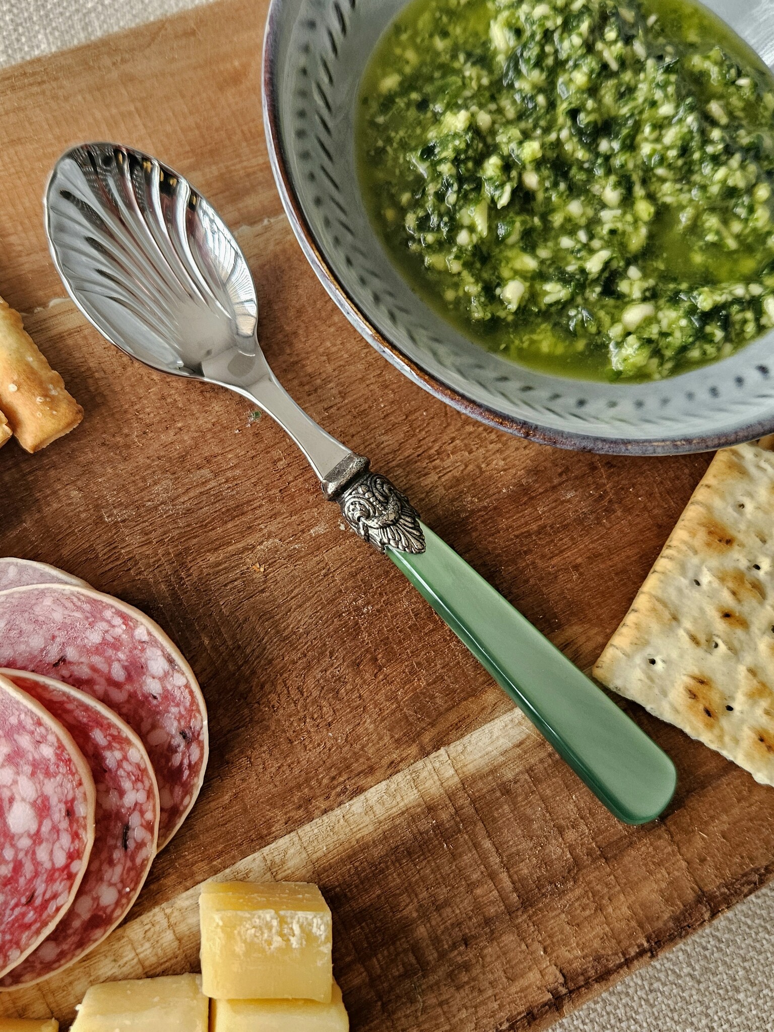 Tapas serving set, Green (mother-of-pearl sheen)