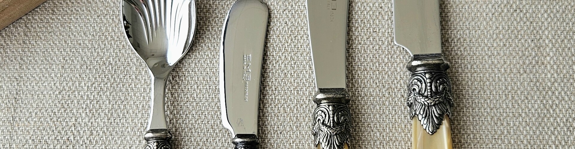 Découvrez le Set de Couverts à Tapas Parfait pour un Plateau Apéritif Festif