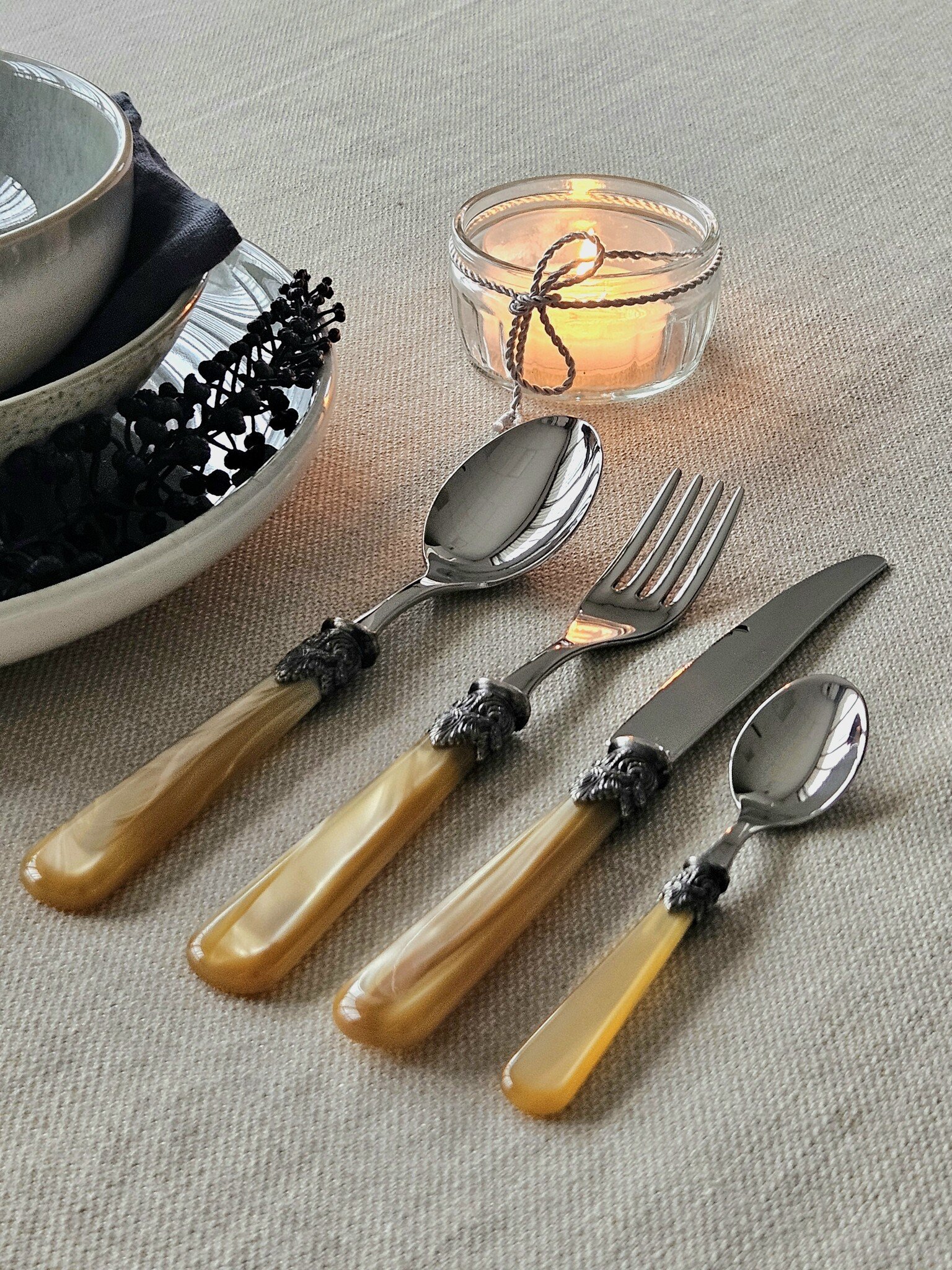 Bestekcassette, Honing (parelmoer), in luxe houten bestekkoffer, EME Napoleon