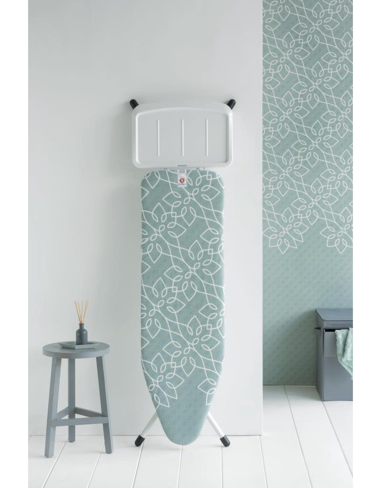 BRABANTIA Brabantia Strijkplank B met Stoomunithouder - 124 x 38 cm - Mandala