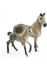 JOLLITY JollyHorses - paarden - Quarter Horse Grey hengst plus veulen en hekwerk – handgeschilderd