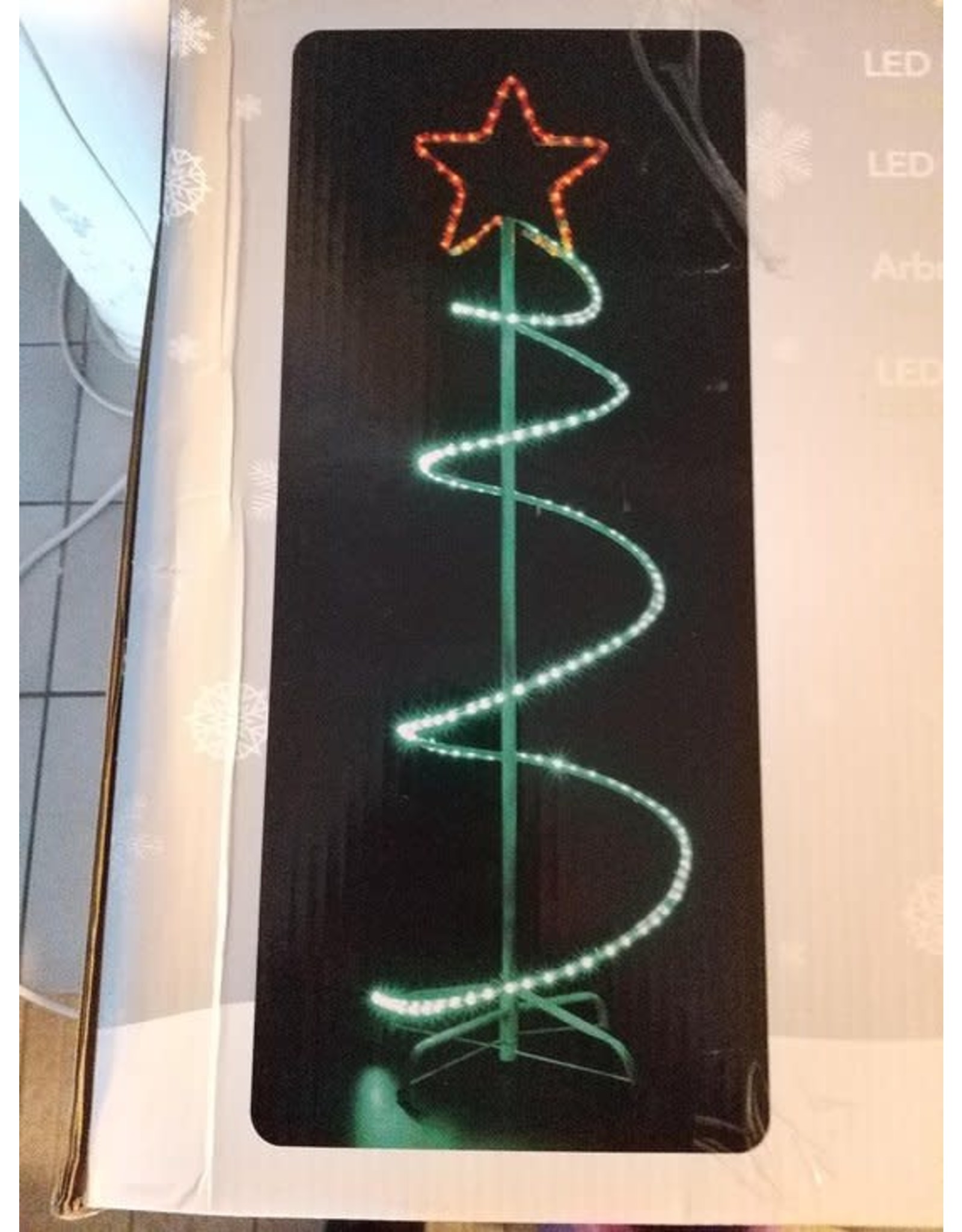 LED kerstboom - 145 cm hoog - voor binnen en buiten